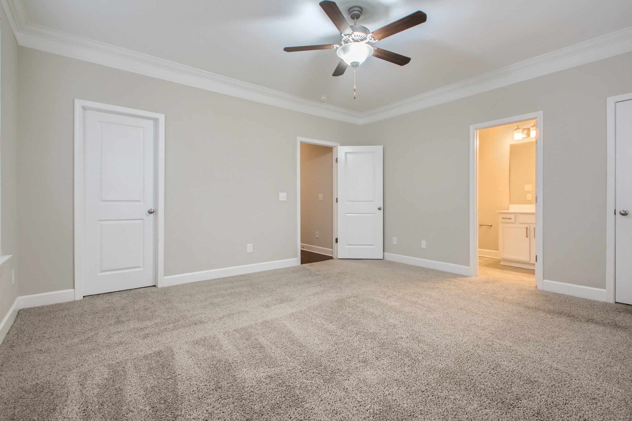307 Kara Ln