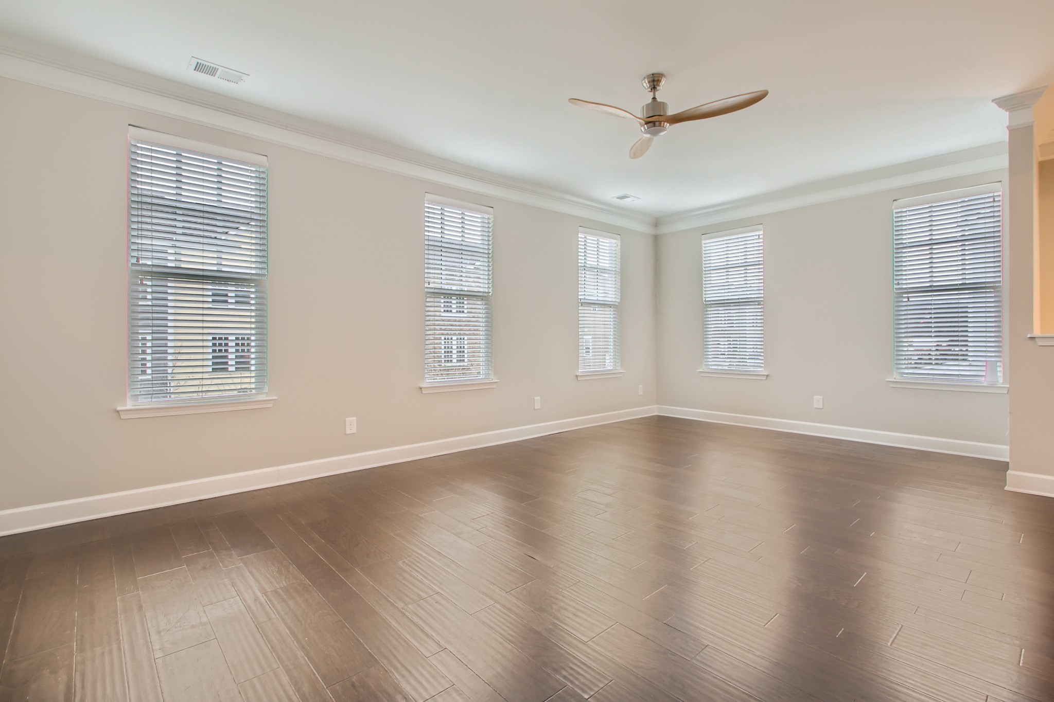 307 Kara Ln