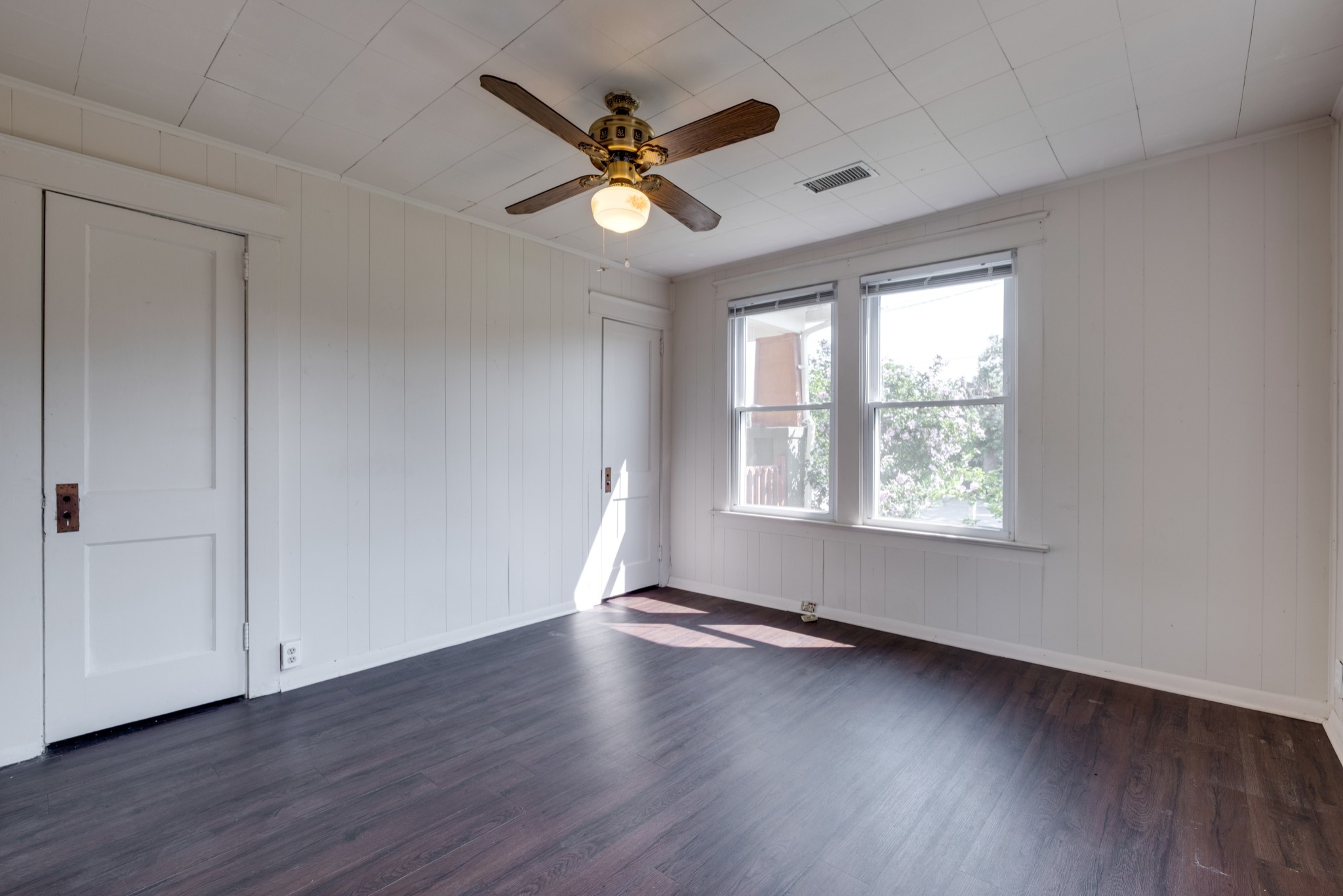 2604 Elliott Dr