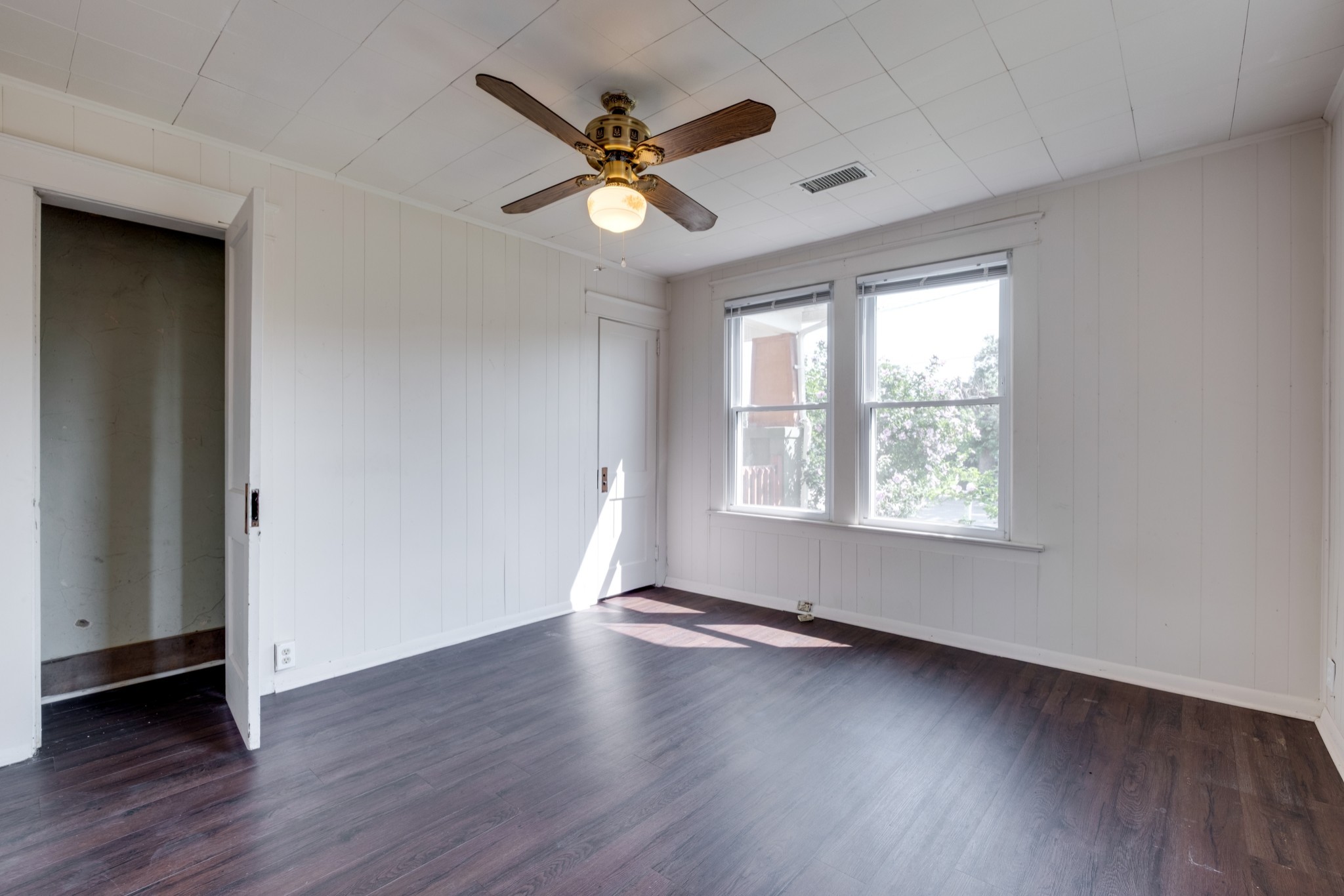 2604 Elliott Dr