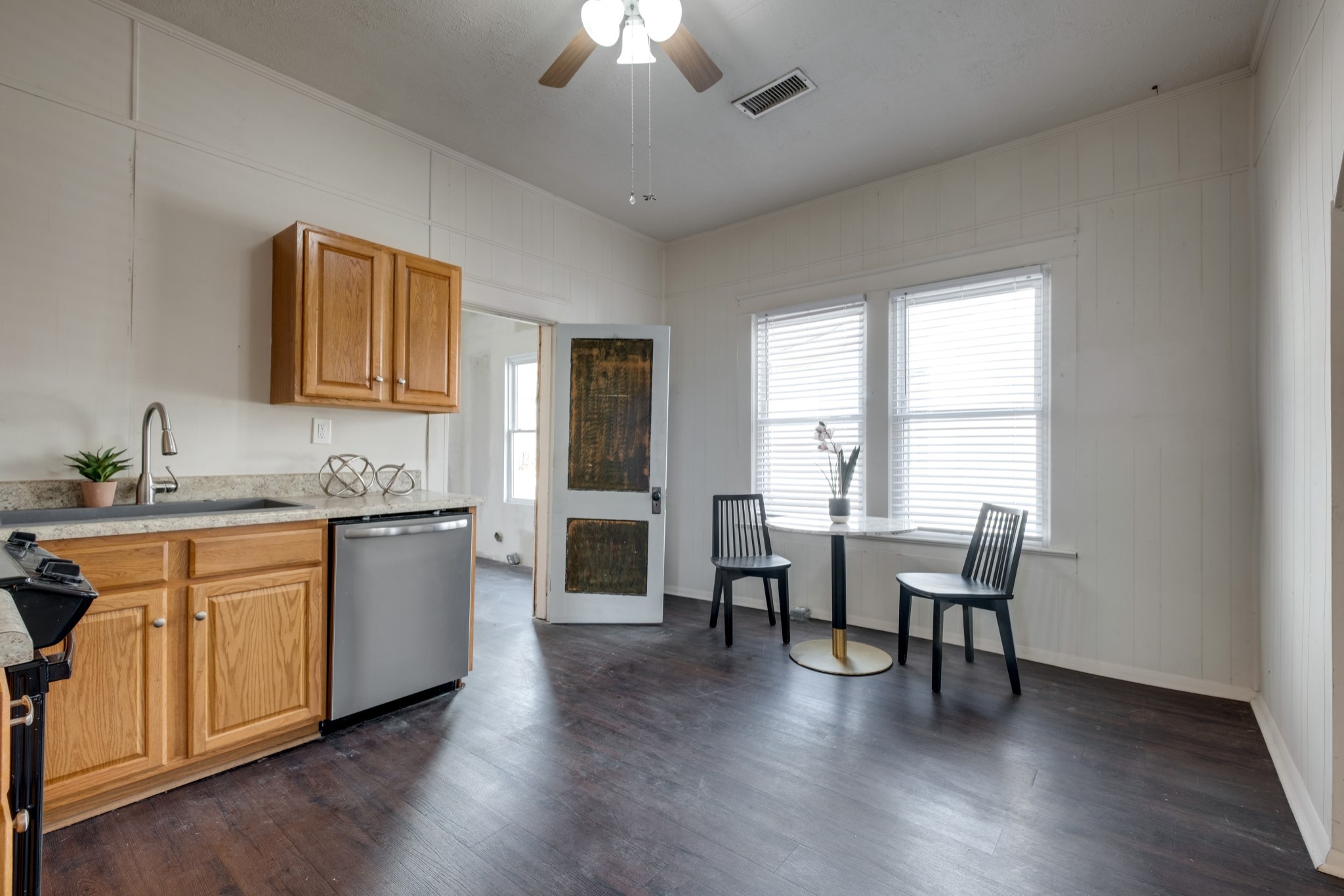 2604 Elliott Dr