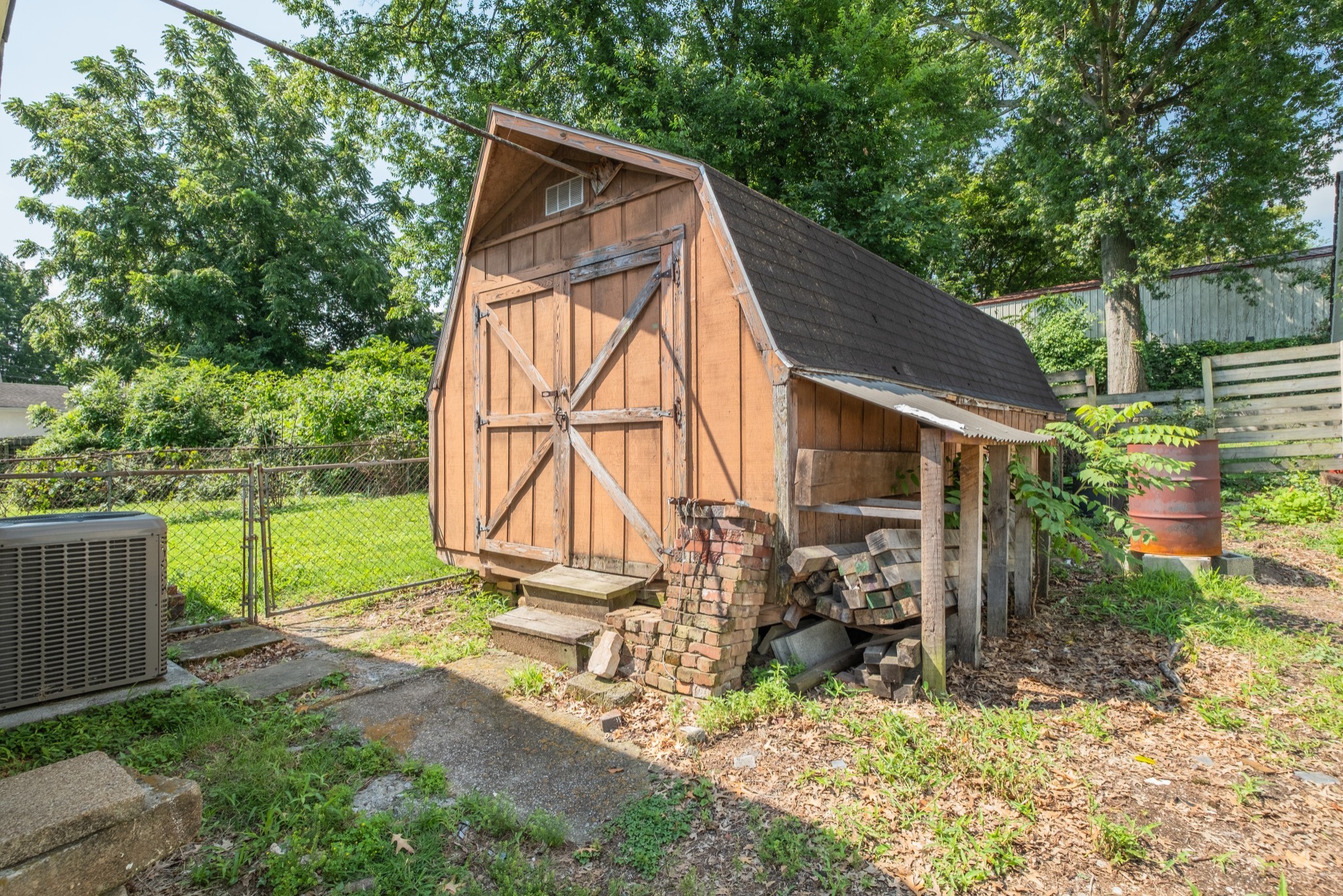 2604 Elliott Dr