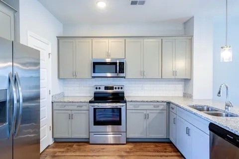115 Harvard Dr