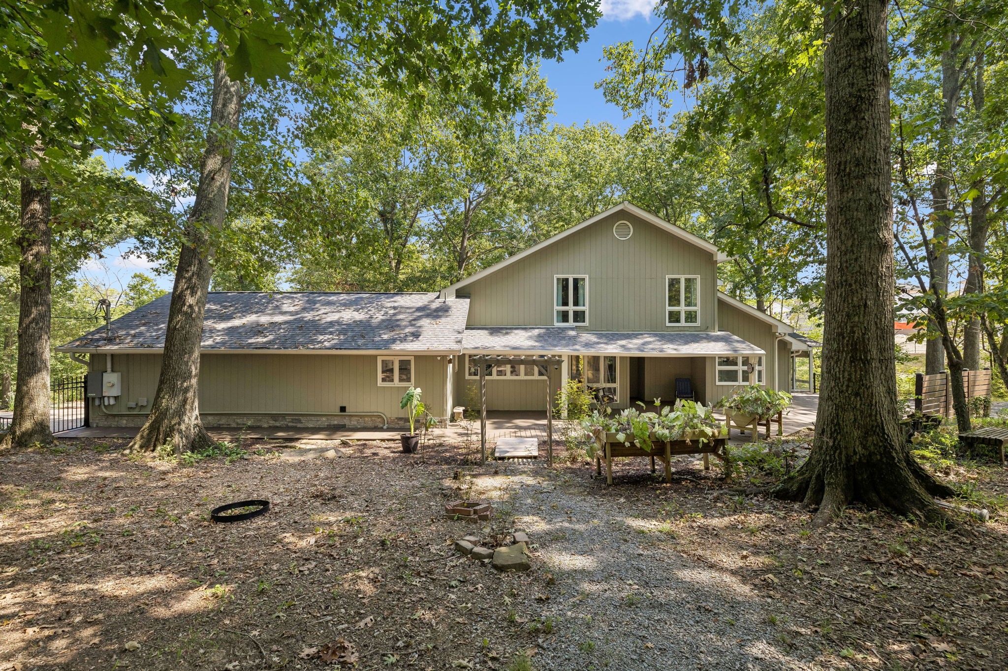 5831 Cane Ridge Rd