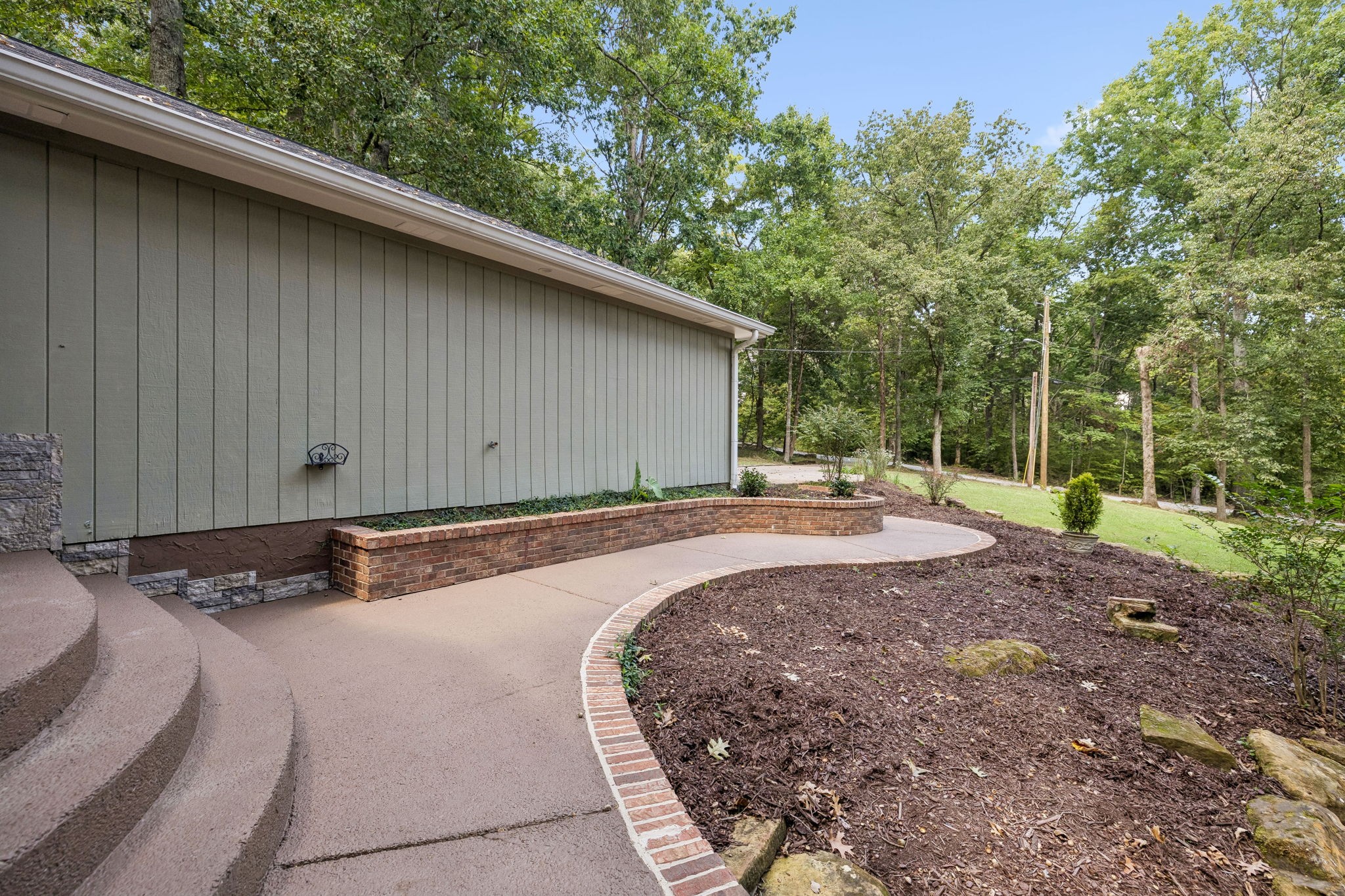 5831 Cane Ridge Rd