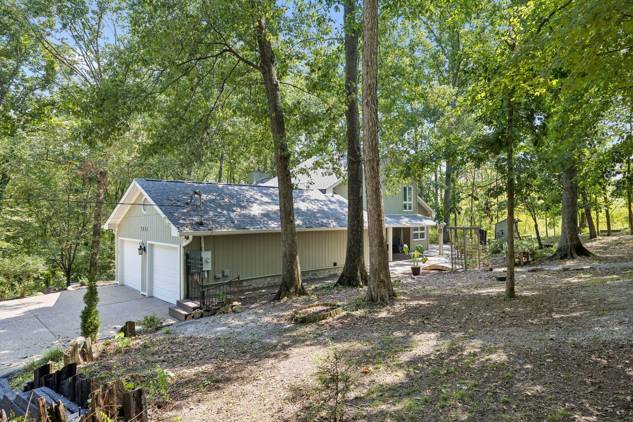 5831 Cane Ridge Rd