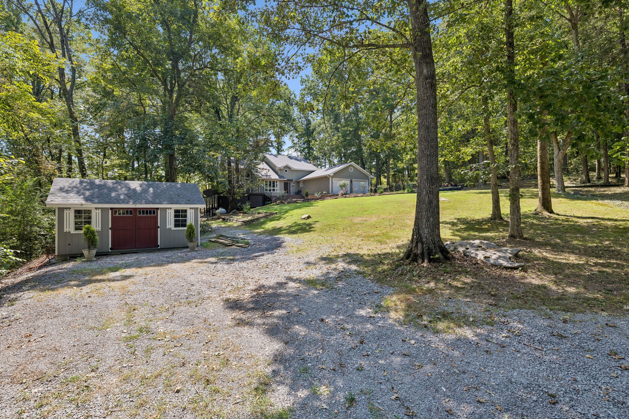 5831 Cane Ridge Rd