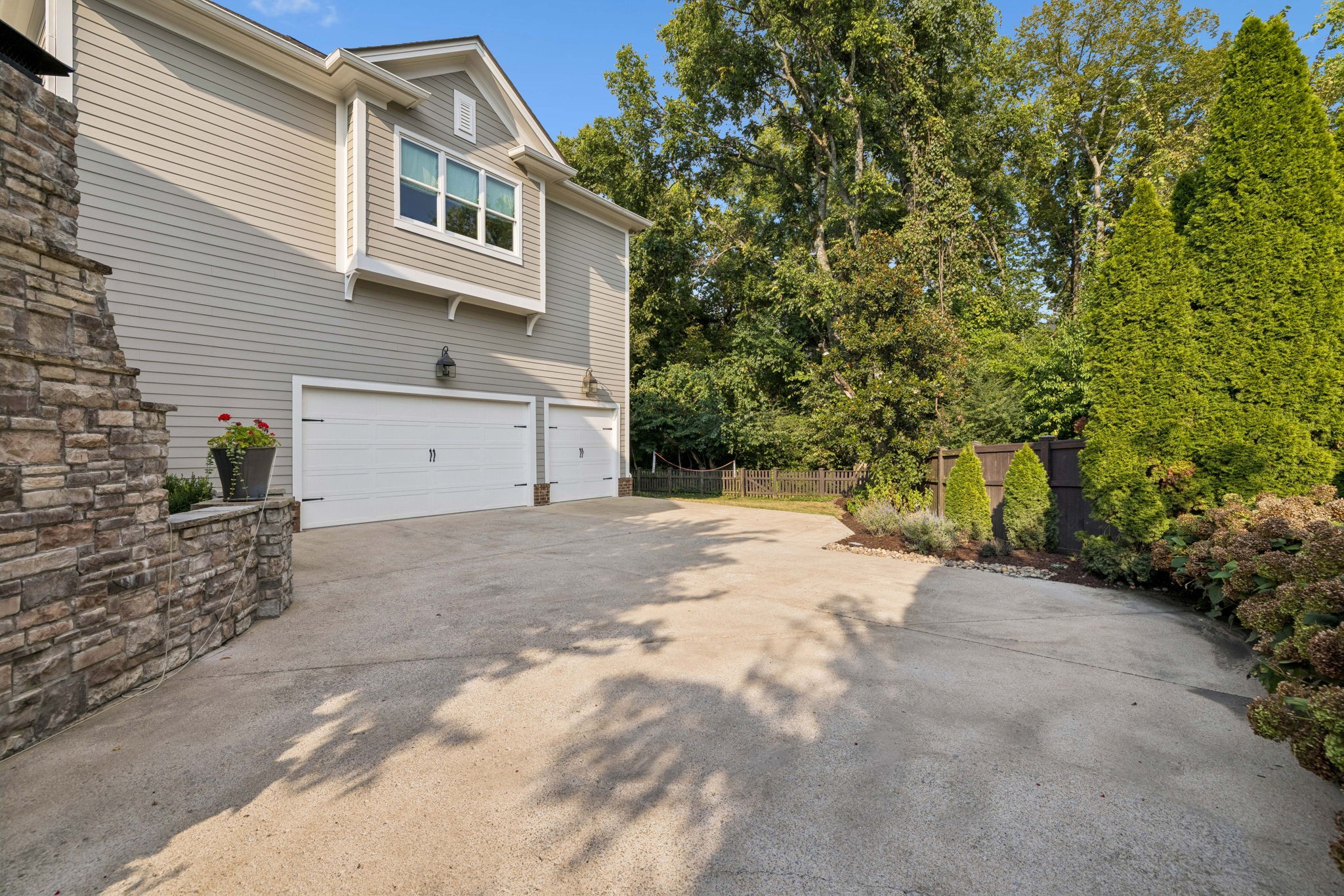 440 Pearre Springs Way