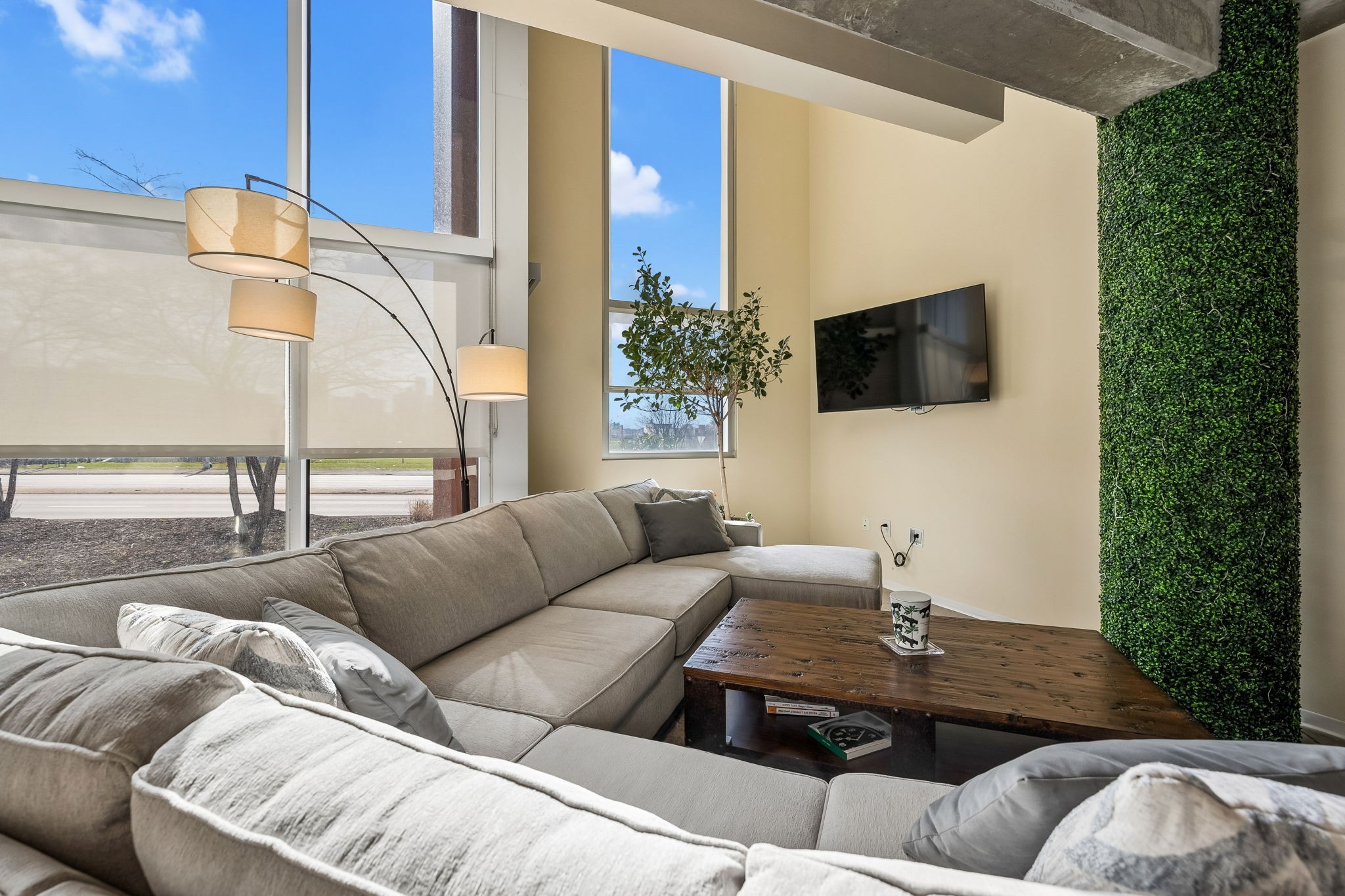2115 Yeaman Pl Unit: 104