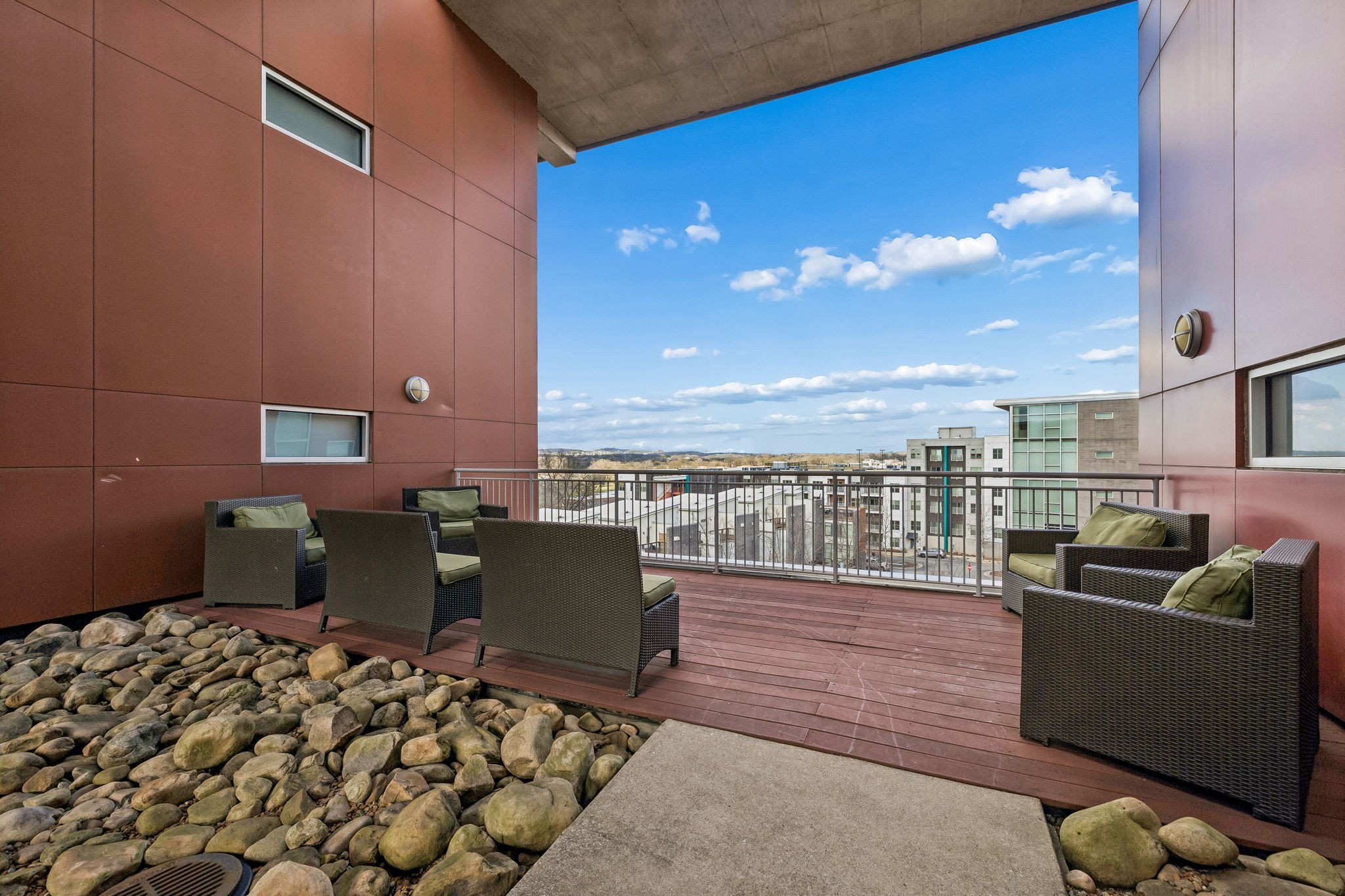 2115 Yeaman Pl Unit: 104