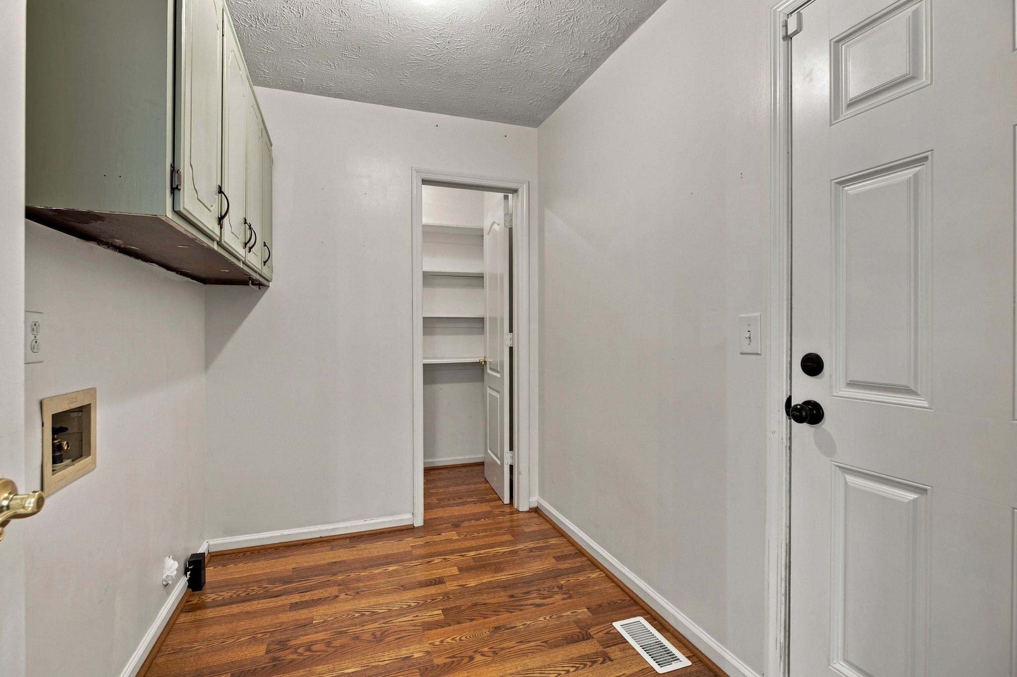 3419 Howard Rd