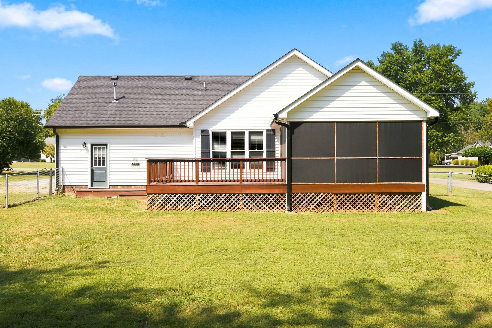 3419 Howard Rd
