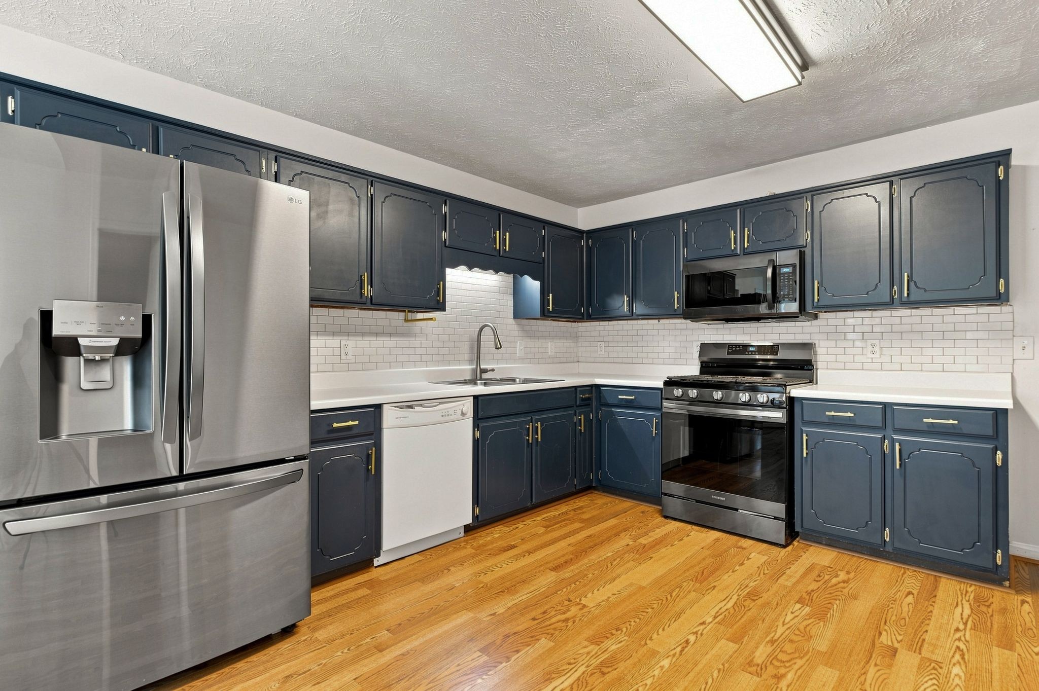 3419 Howard Rd