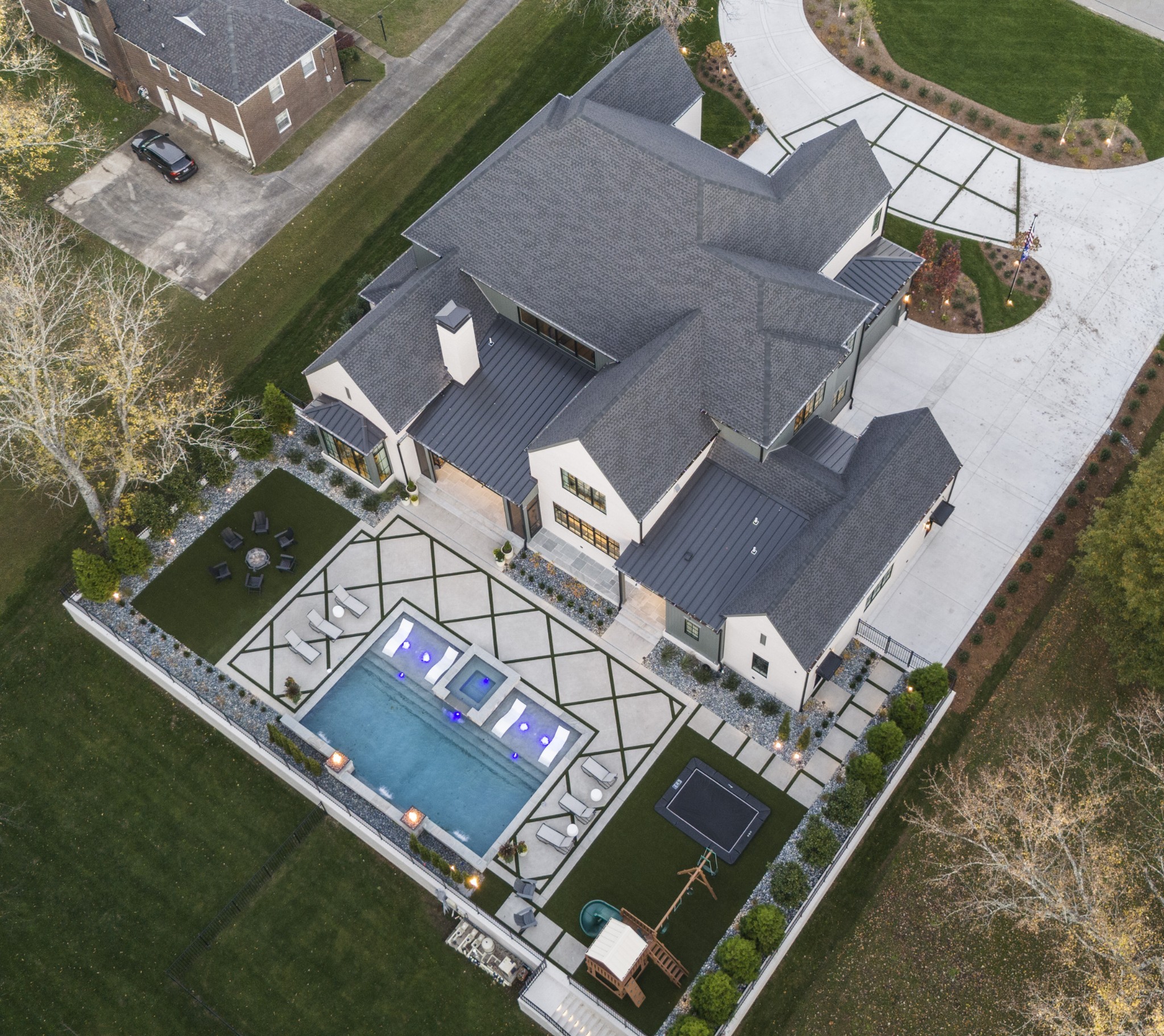 1311 Parker Pl