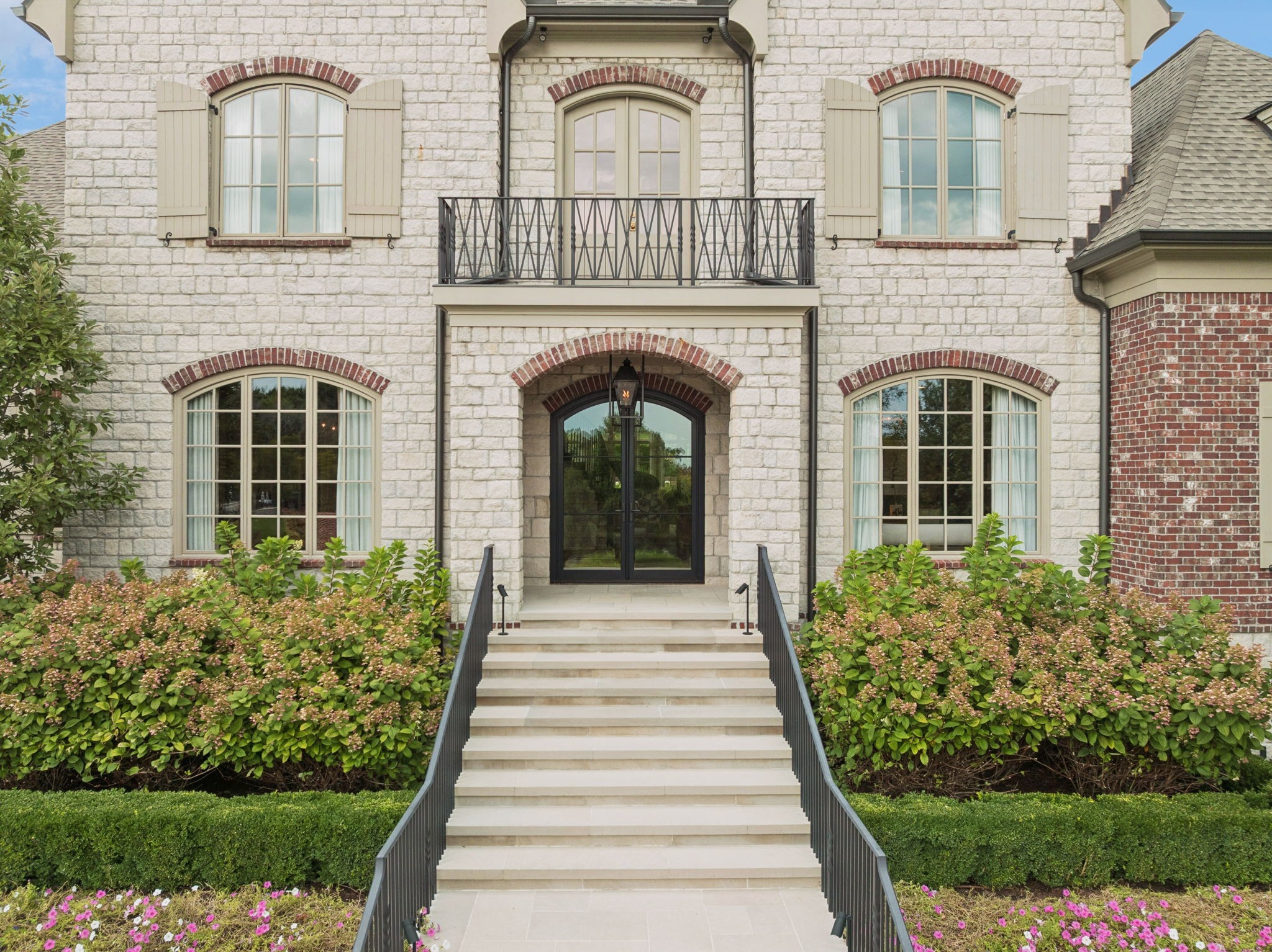 283 Jones Pkwy