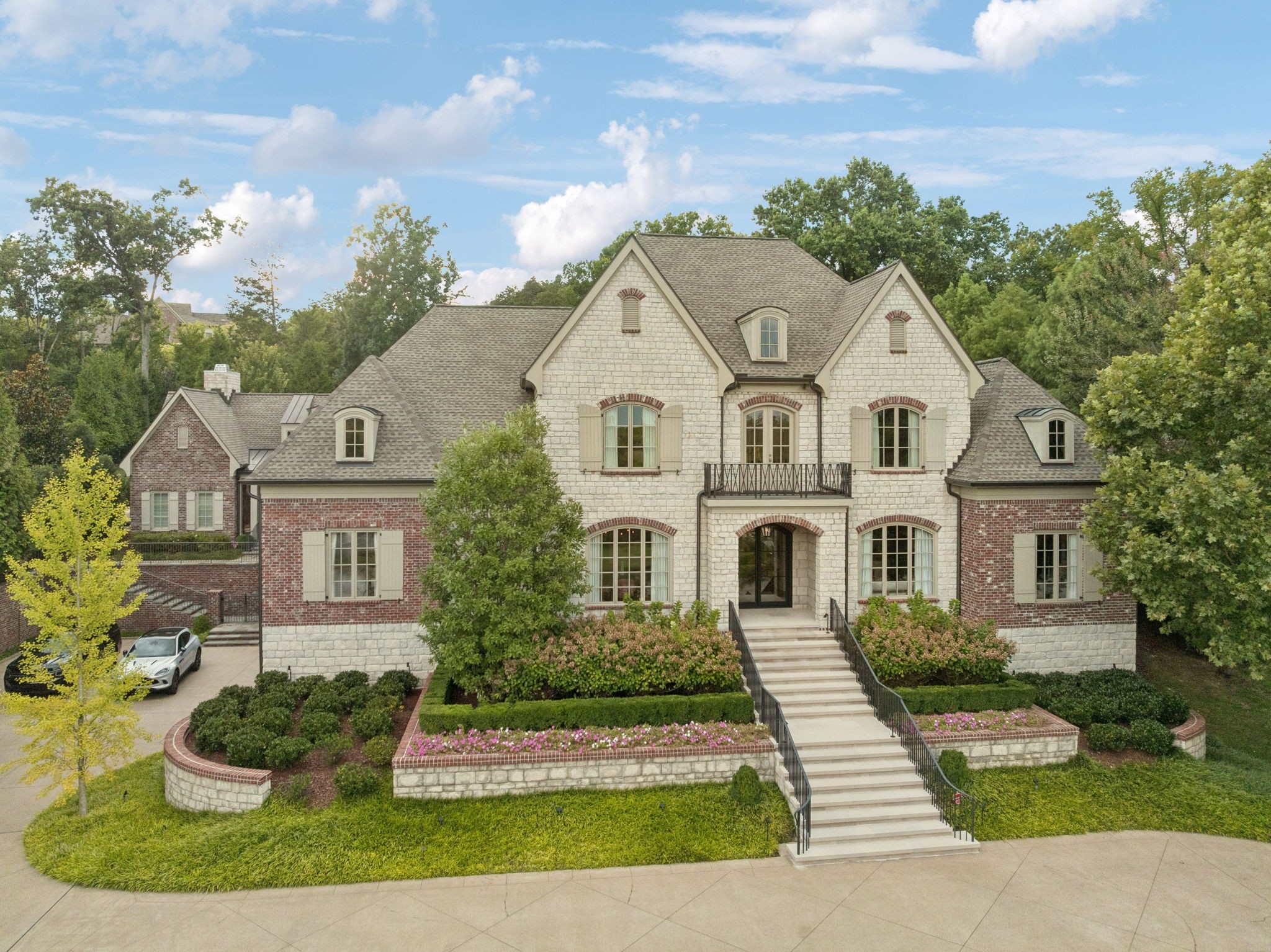 283 Jones Pkwy