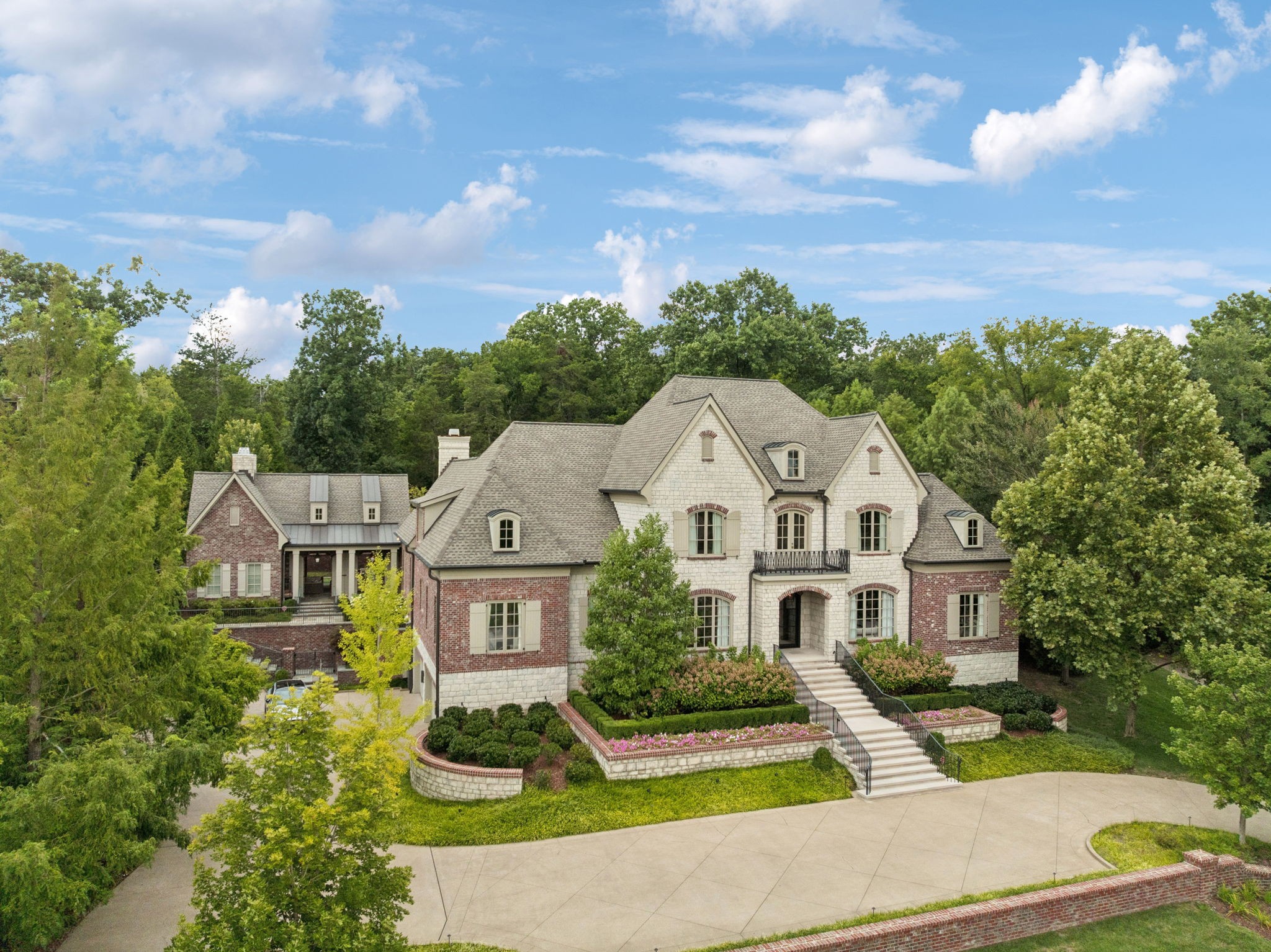 283 Jones Pkwy
