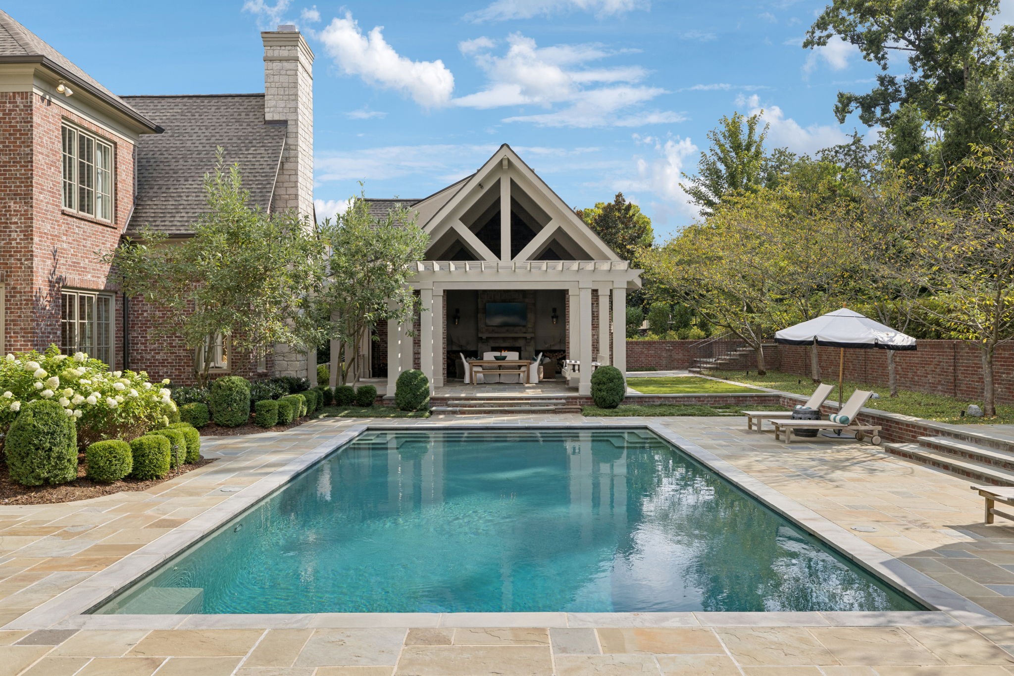 283 Jones Pkwy