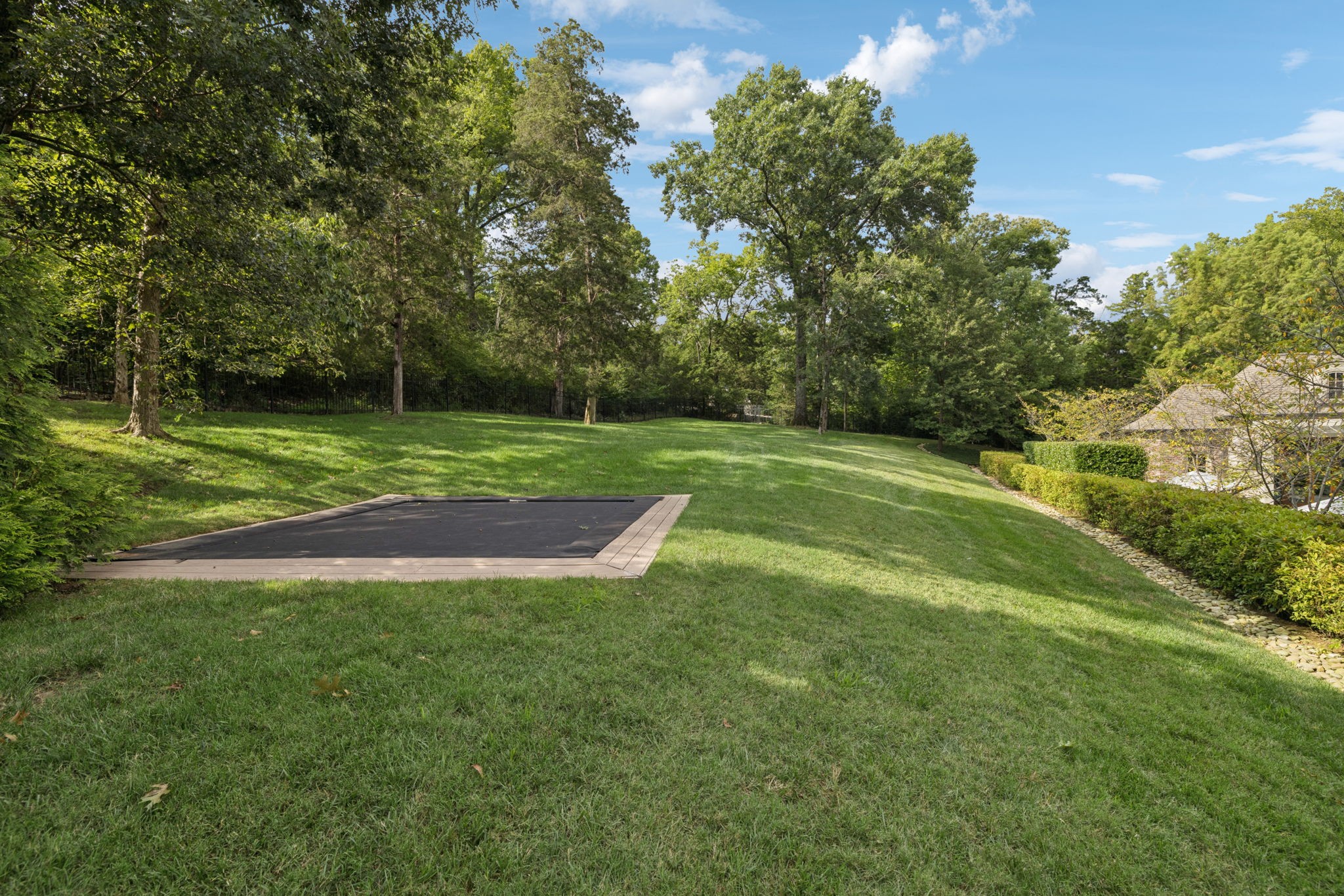 283 Jones Pkwy