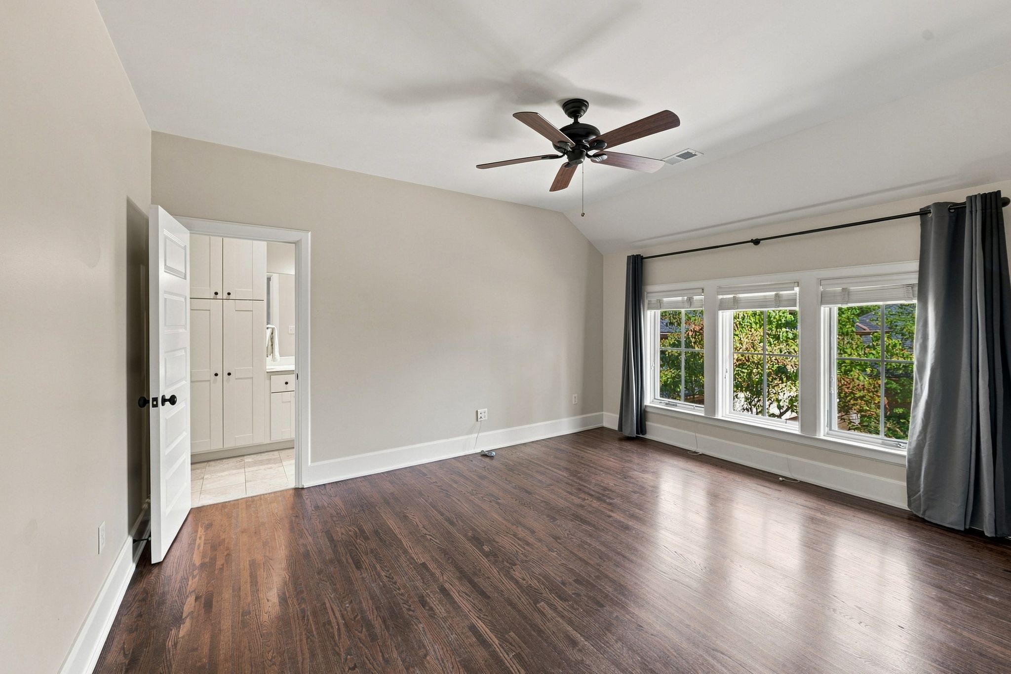 203B Woodmont Cir