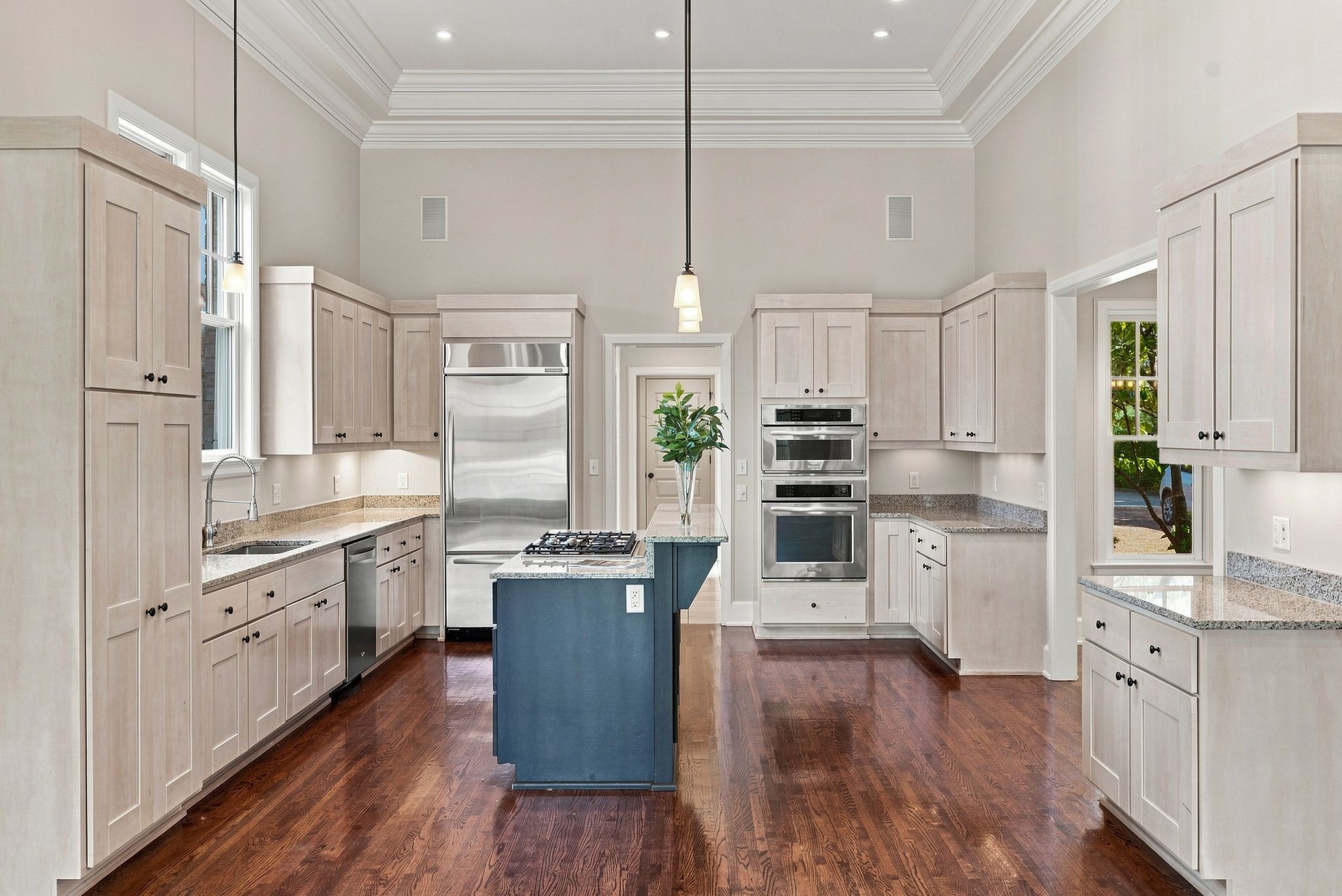 203B Woodmont Cir