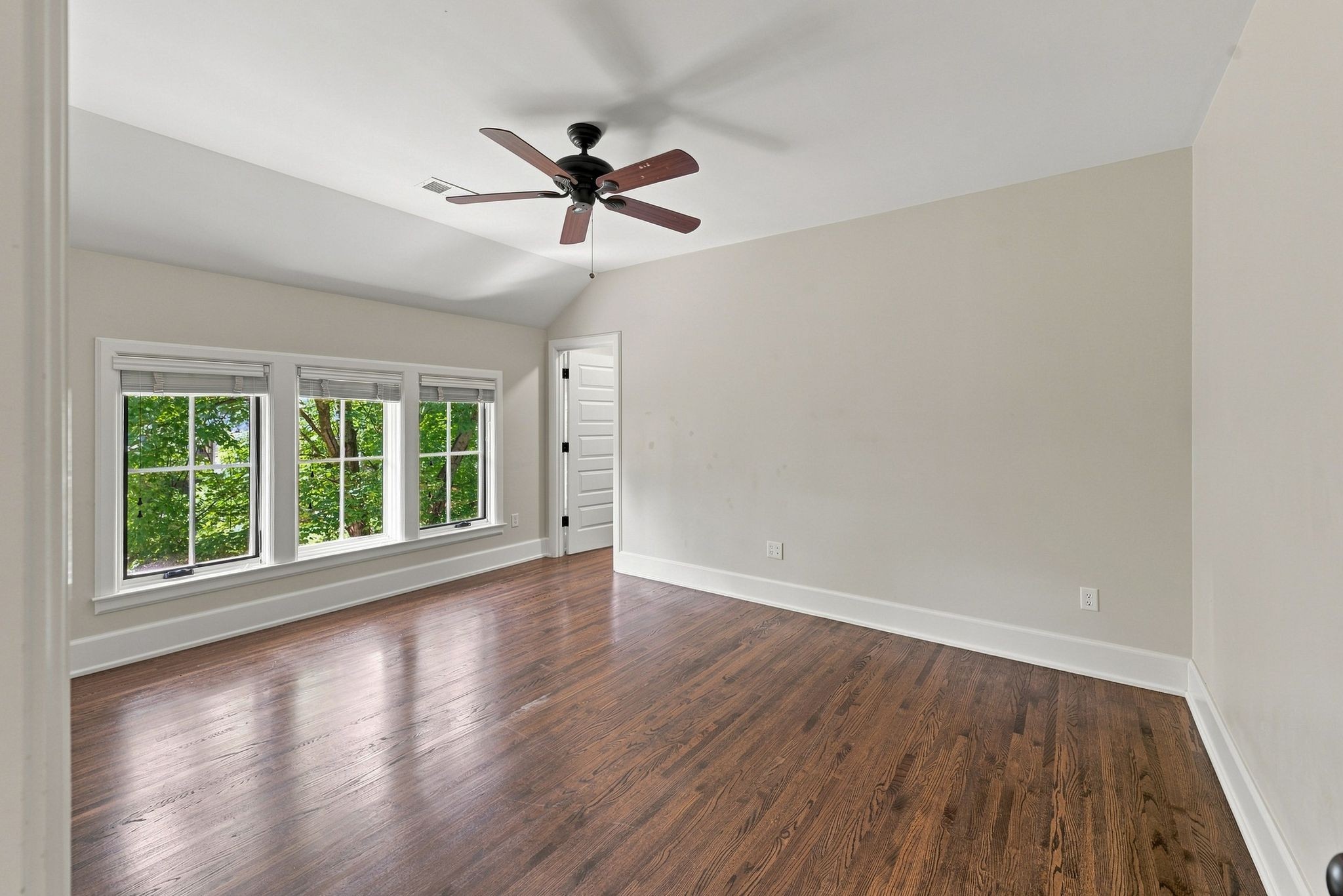 203B Woodmont Cir