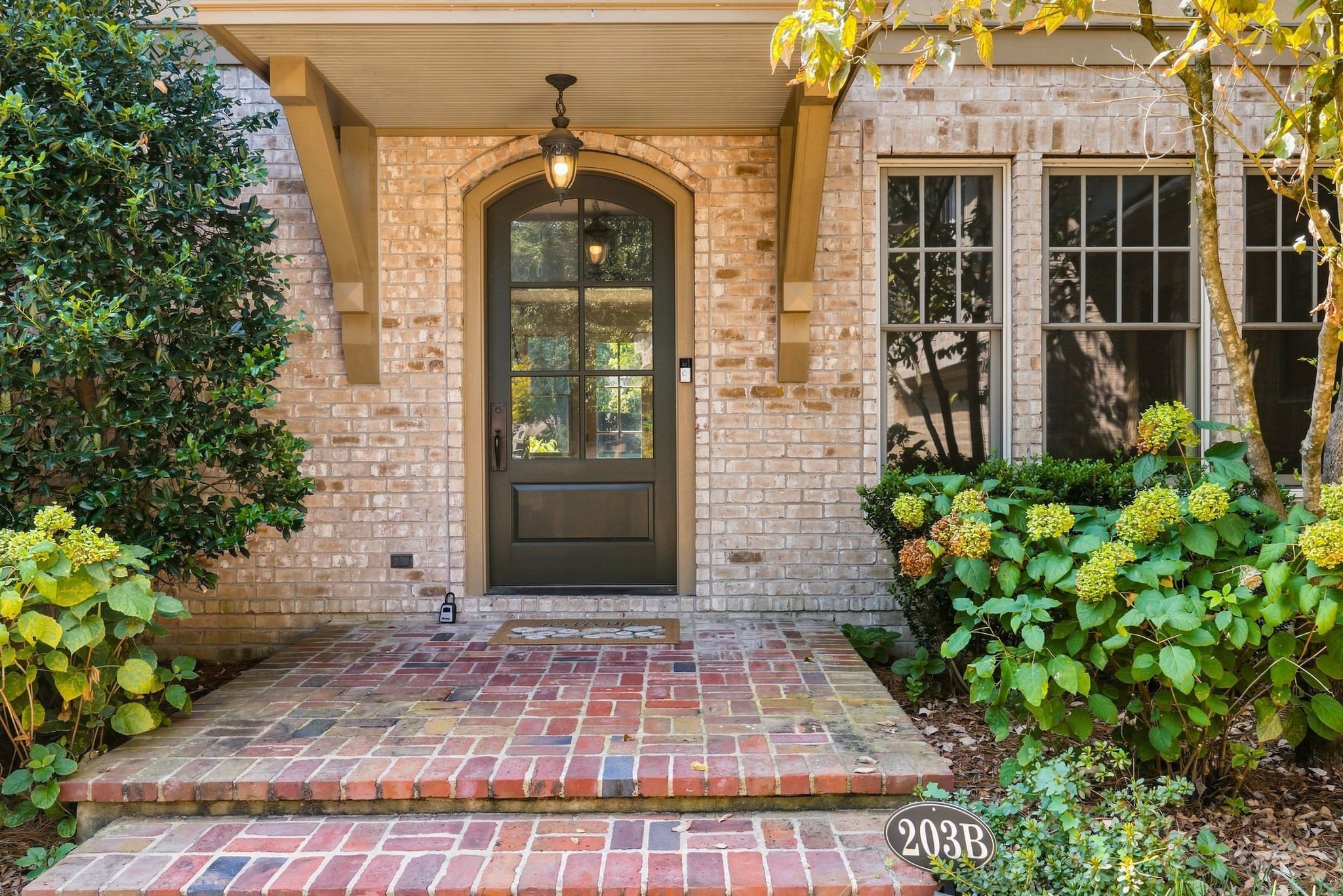 203B Woodmont Cir