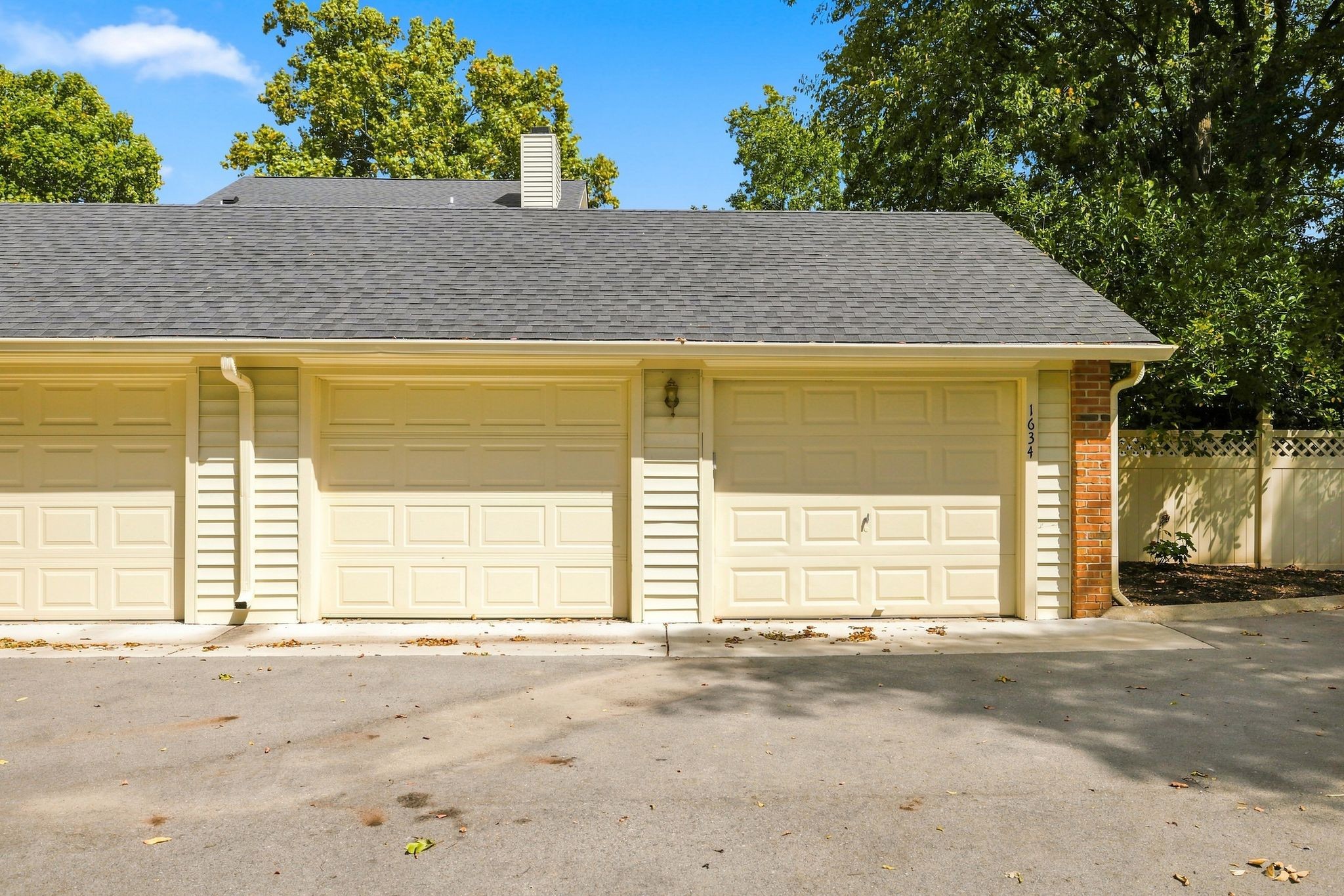 1634 Belmont Ct
