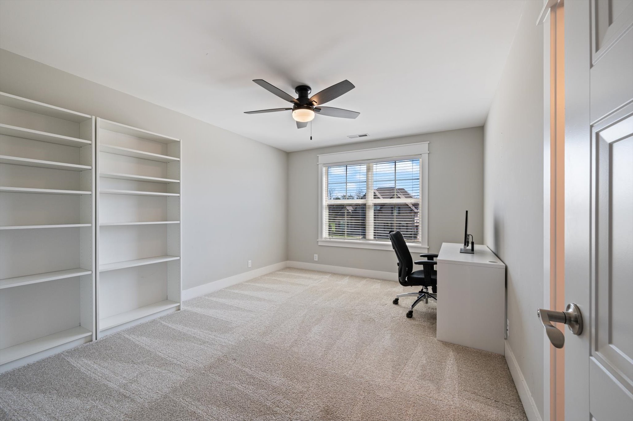 1901 Rhonda Dr