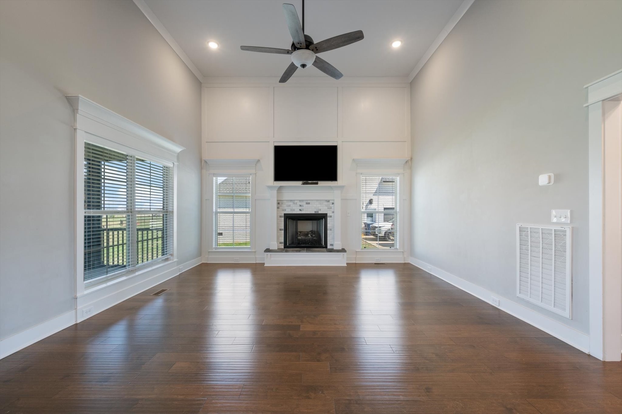 1901 Rhonda Dr