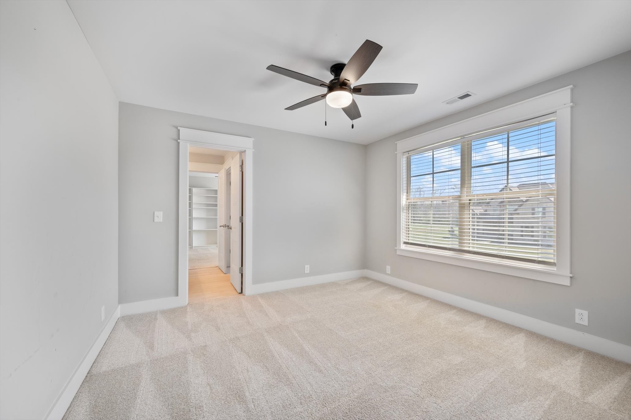 1901 Rhonda Dr