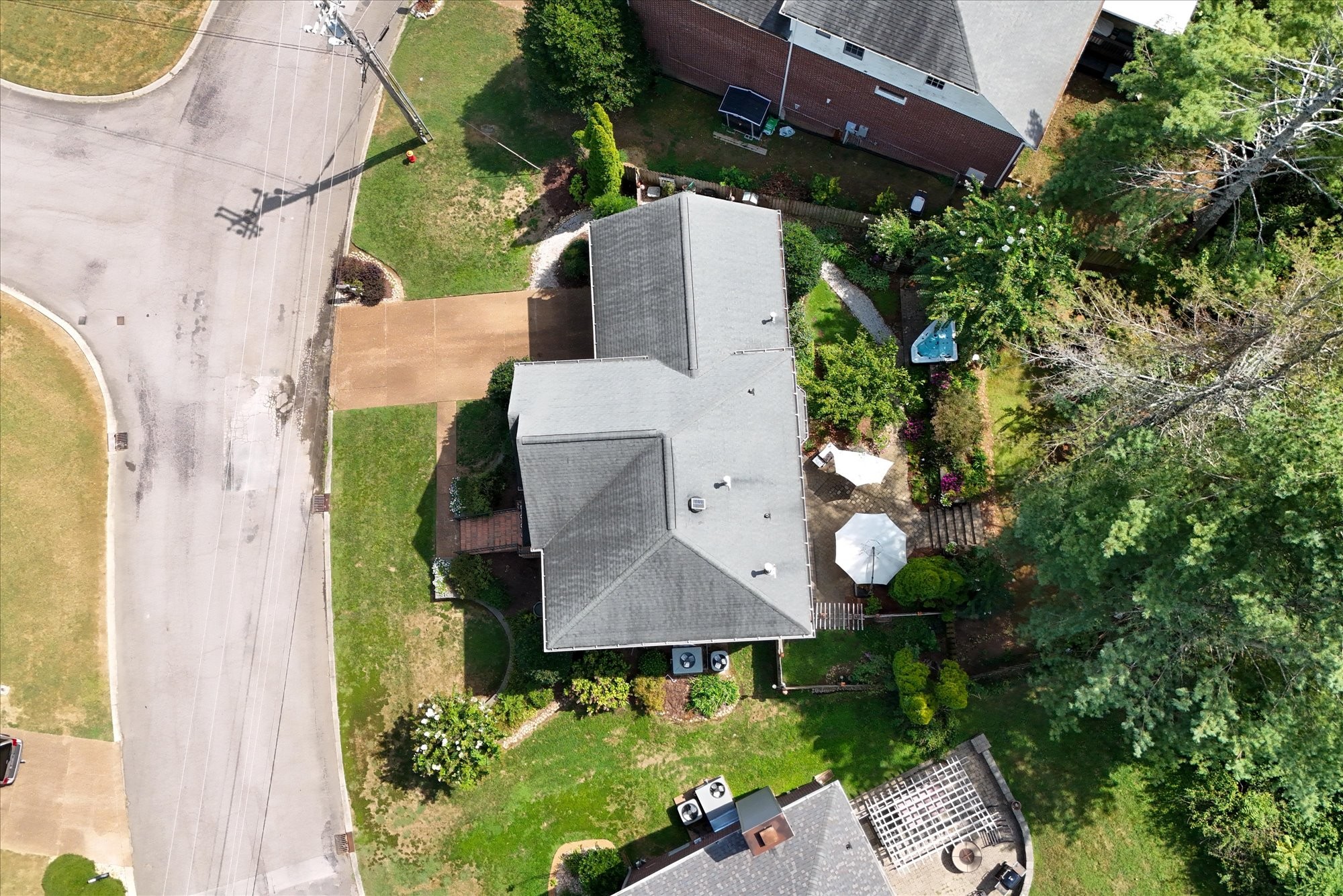 8456 Indian Hills Dr