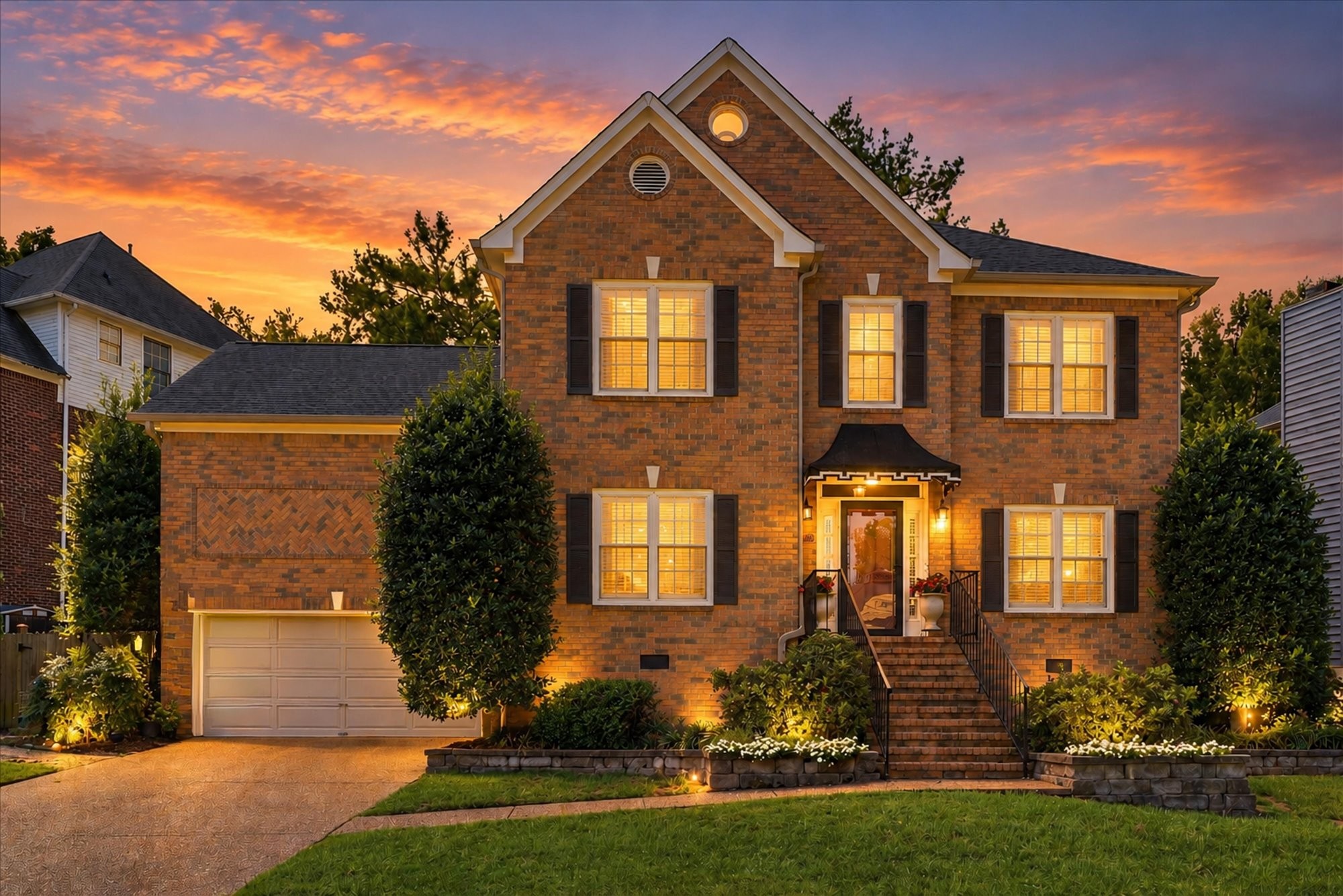 8456 Indian Hills Dr