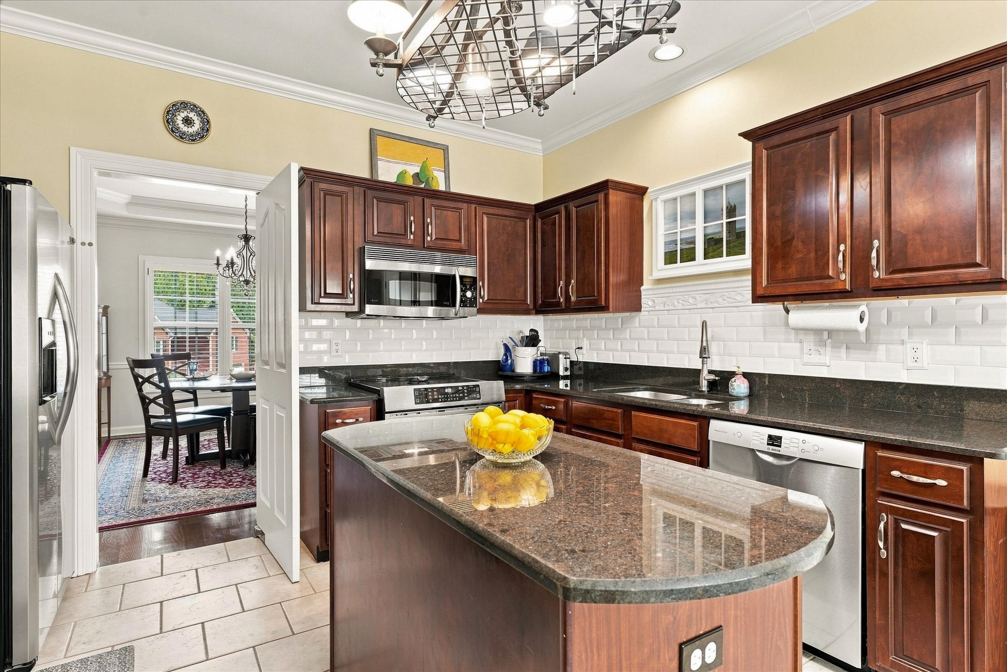 8456 Indian Hills Dr