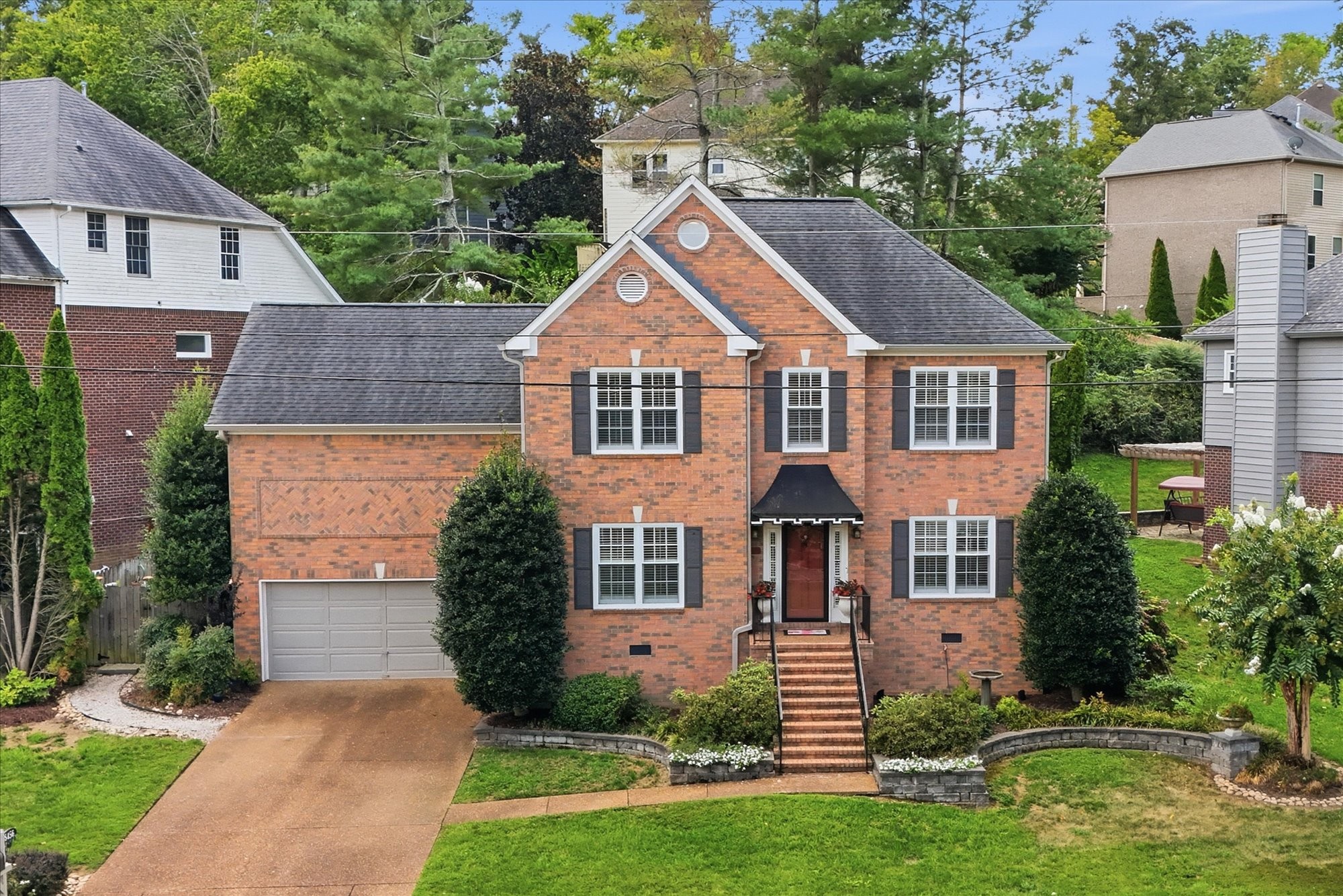 8456 Indian Hills Dr