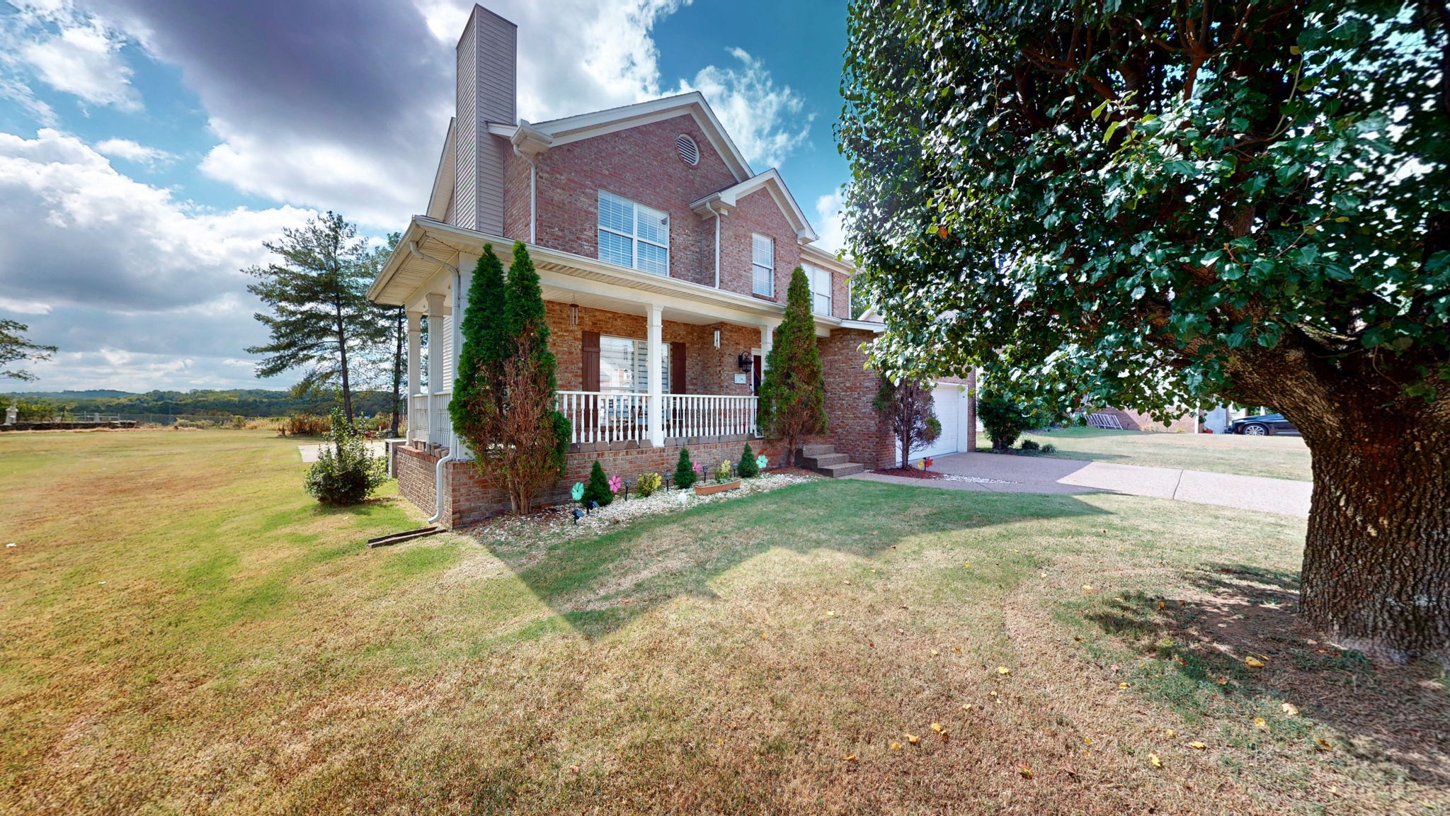 102 Braxton Park Ln
