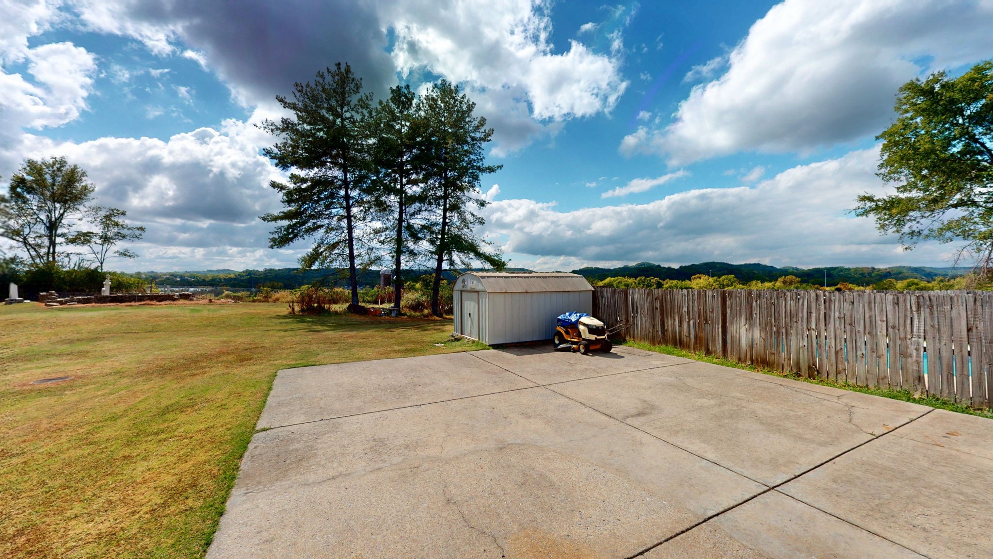 102 Braxton Park Ln