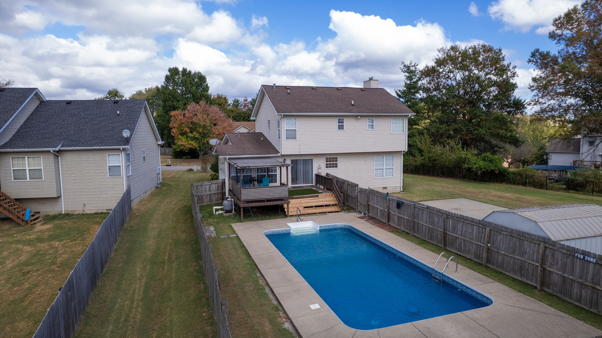102 Braxton Park Ln