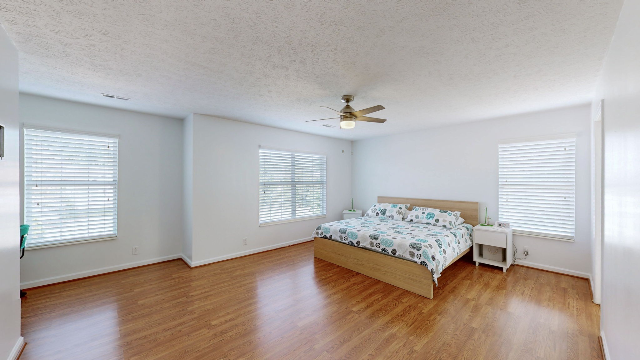 102 Braxton Park Ln