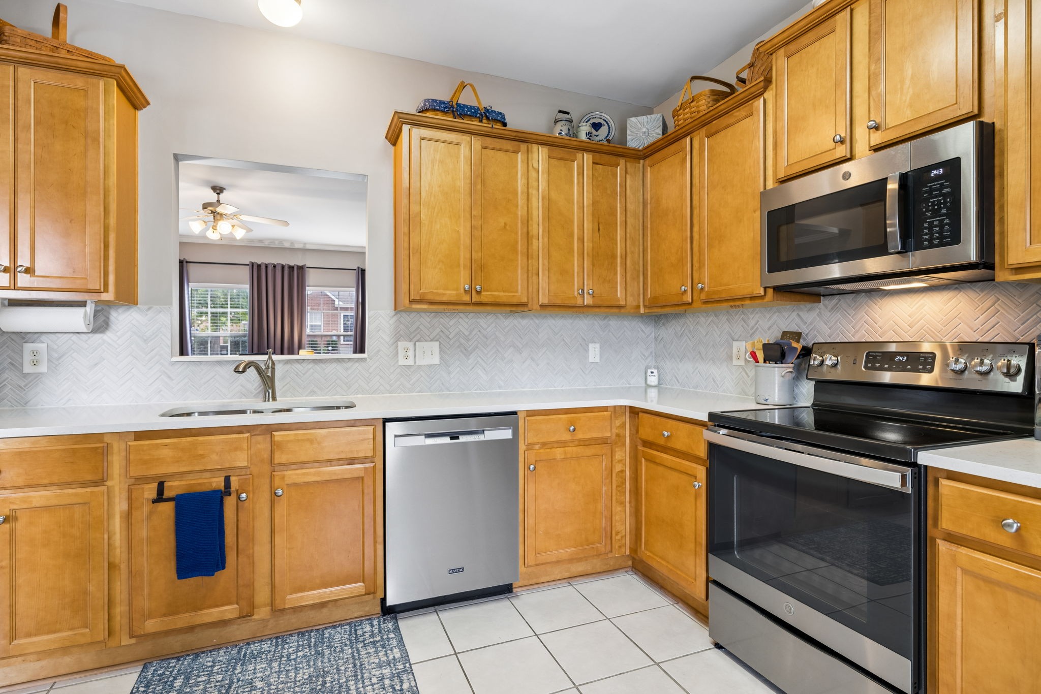 1101 Downs Blvd Unit: 233
