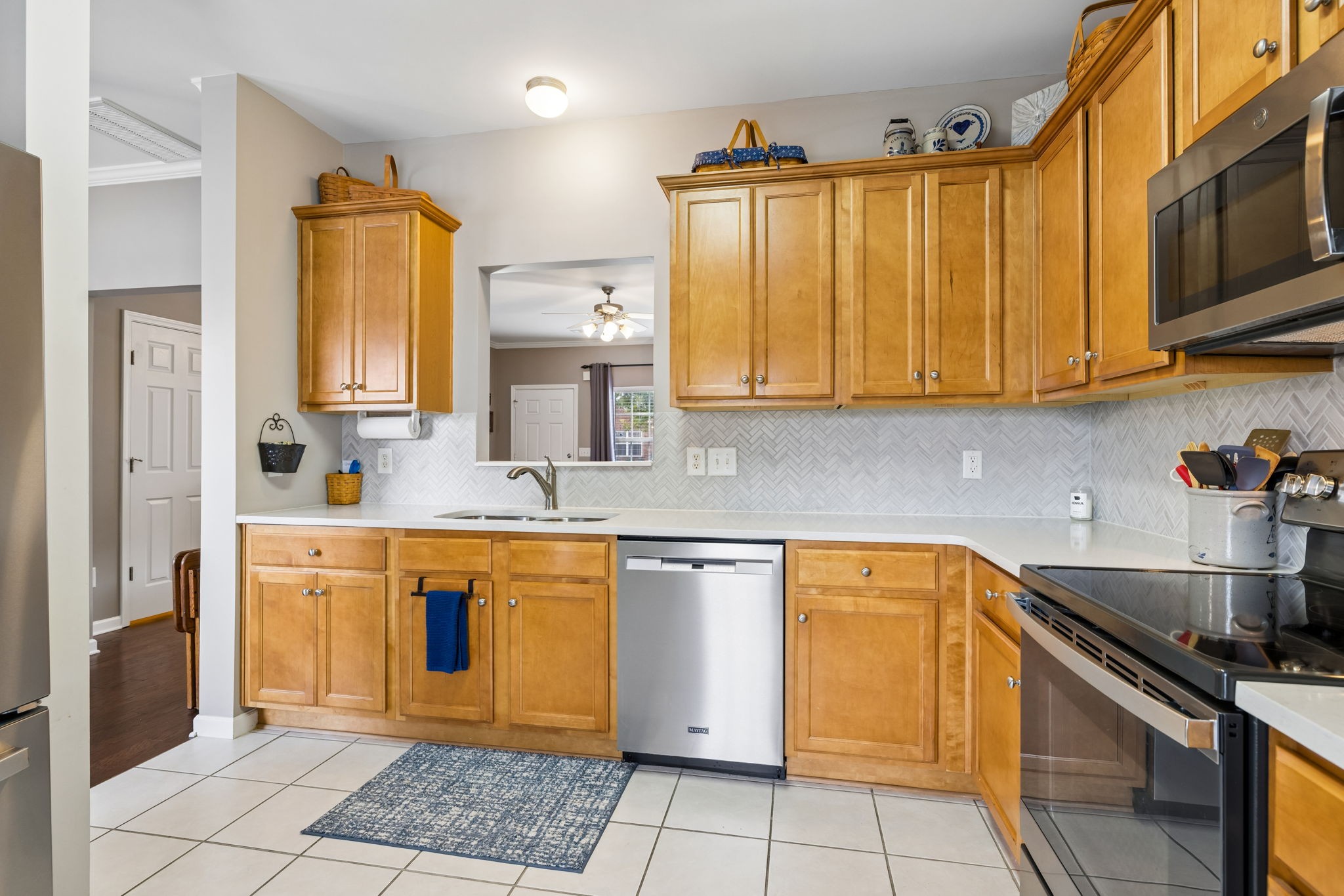 1101 Downs Blvd Unit: 233
