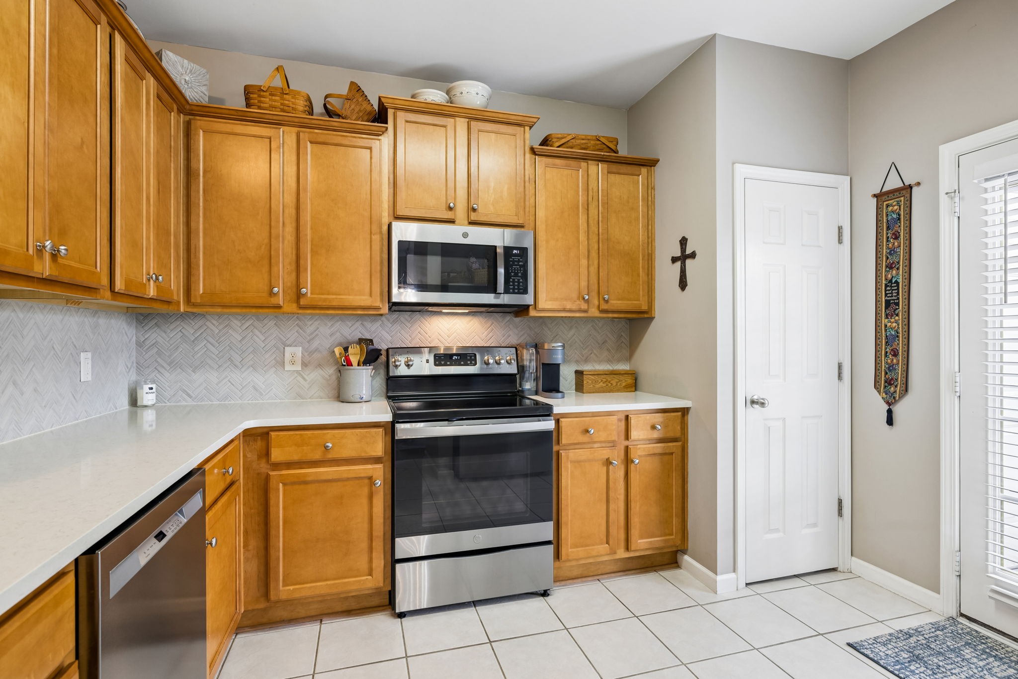 1101 Downs Blvd Unit: 233