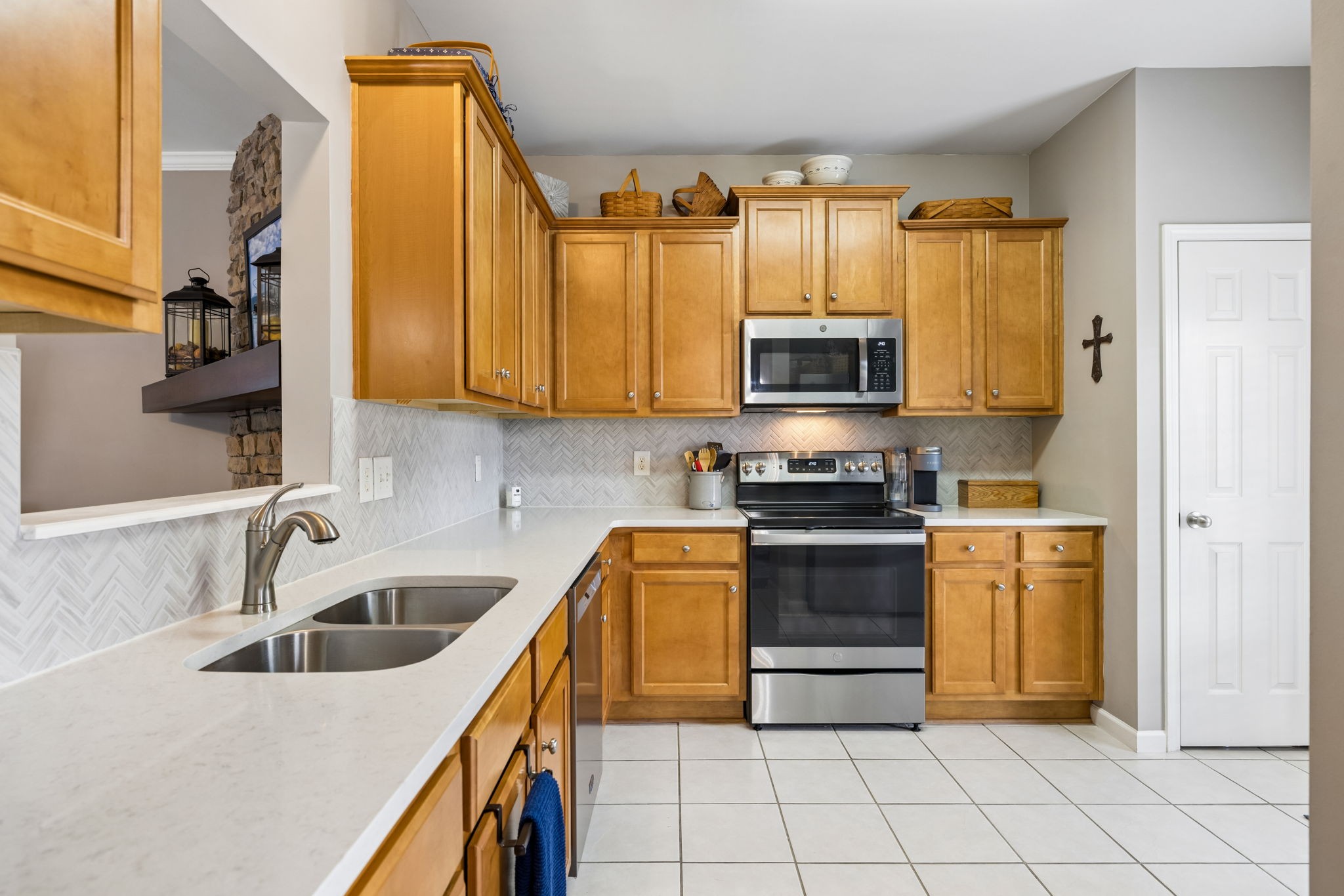 1101 Downs Blvd Unit: 233