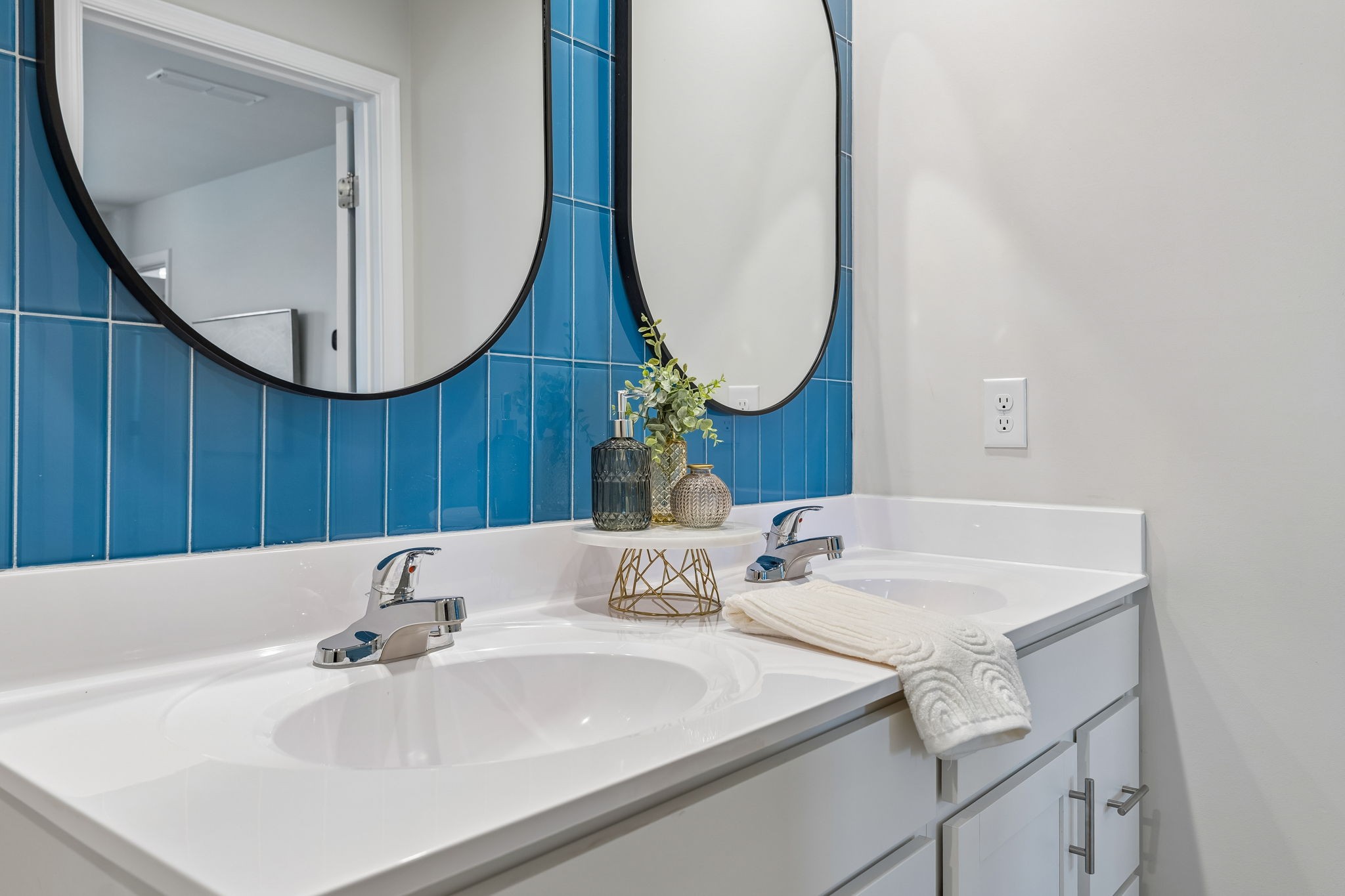 125 Gallant Fox Drive