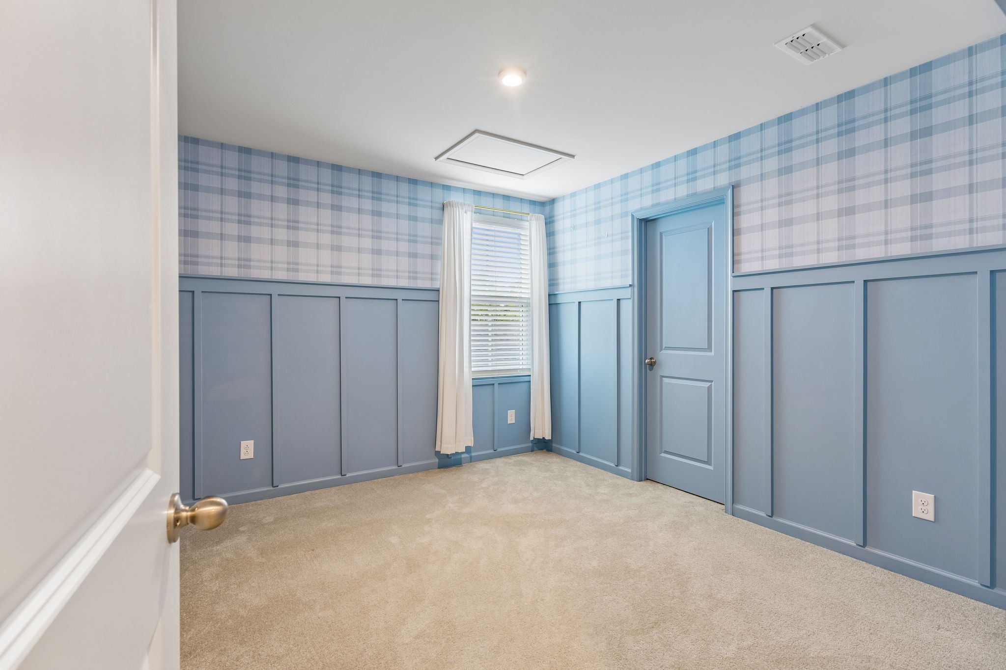 125 Gallant Fox Drive