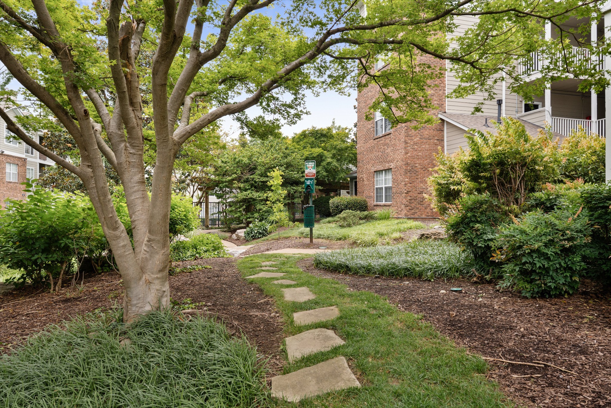 2025 Woodmont Blvd Unit: 347