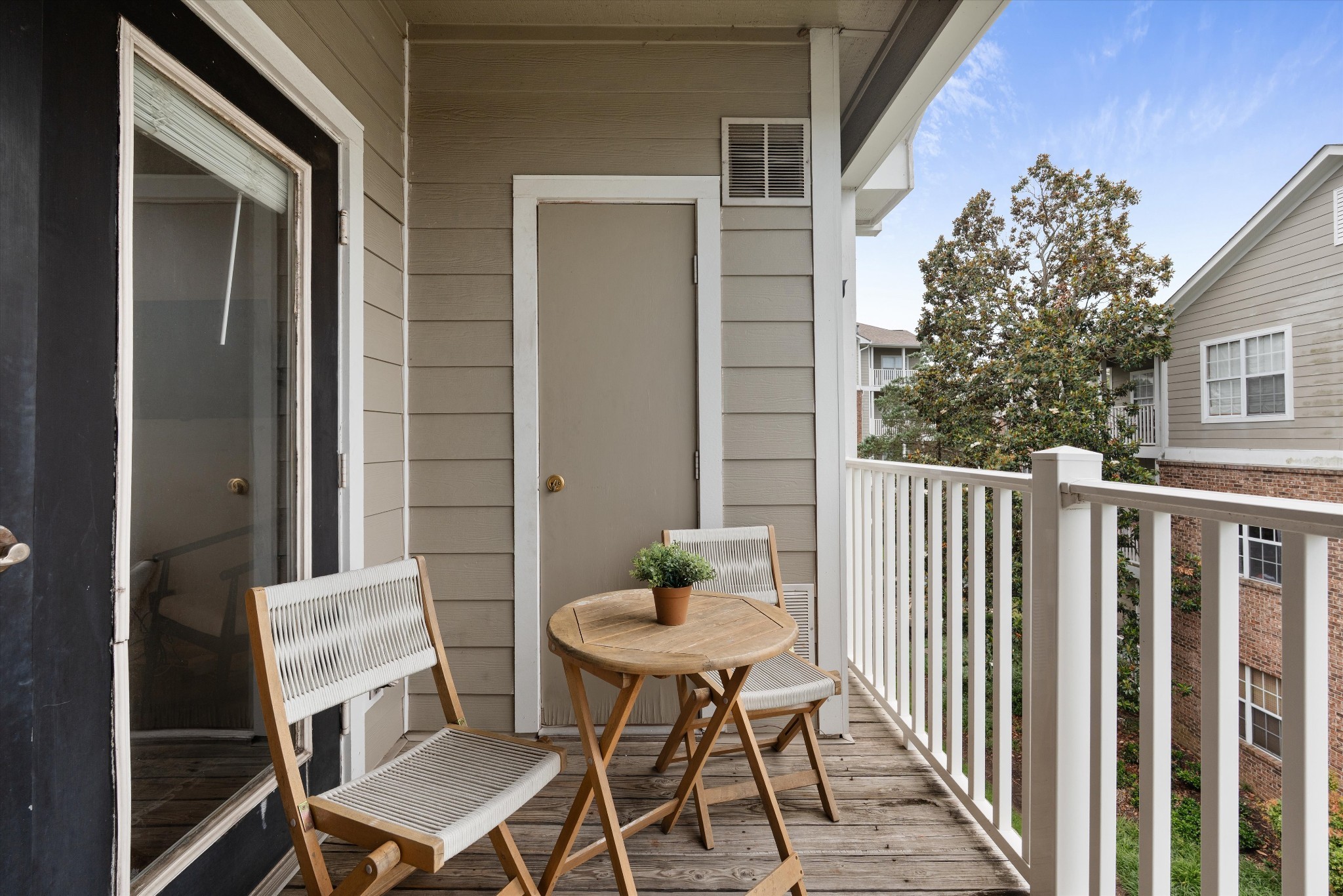 2025 Woodmont Blvd Unit: 347