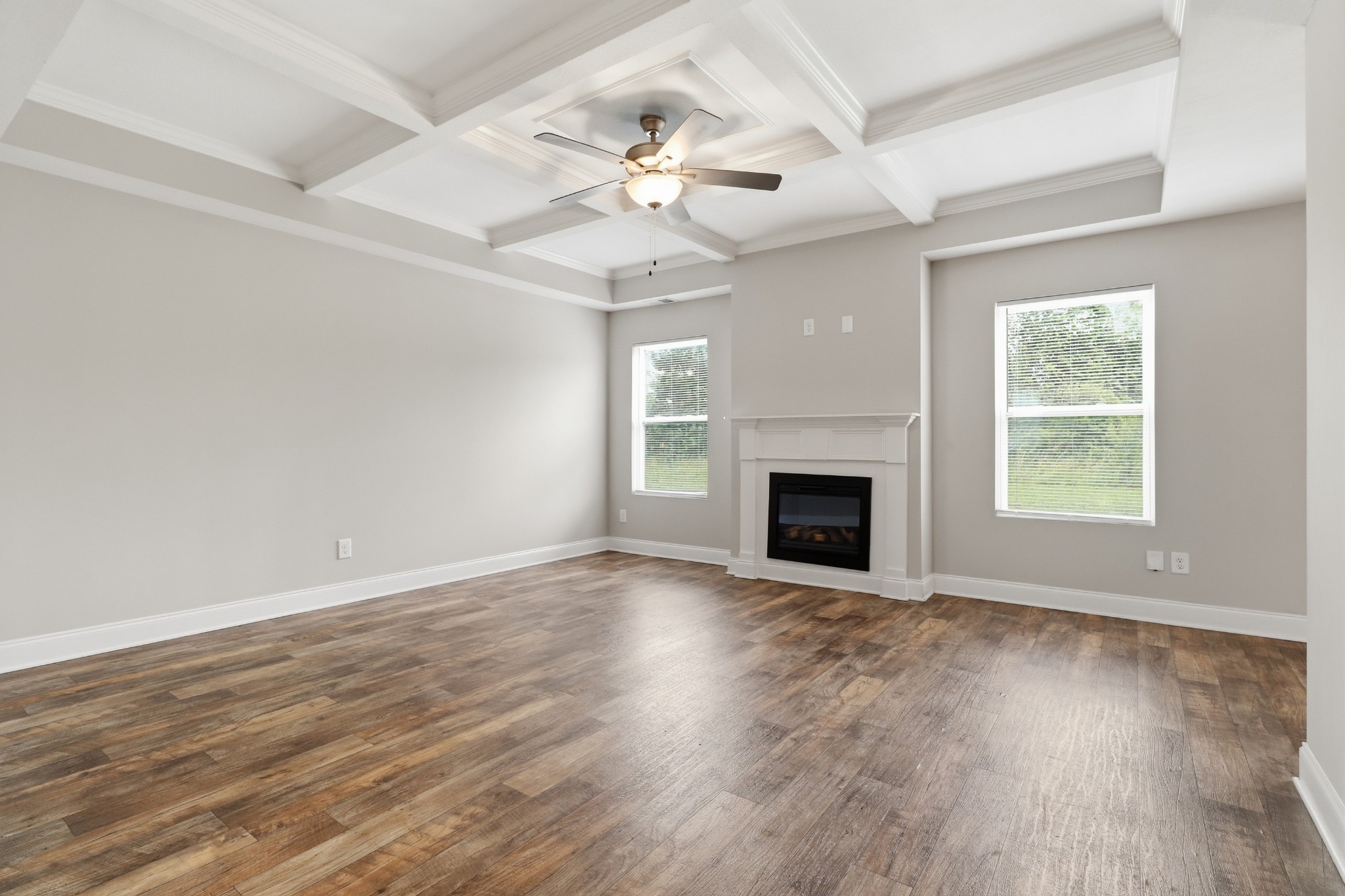 2255 Viking Ct