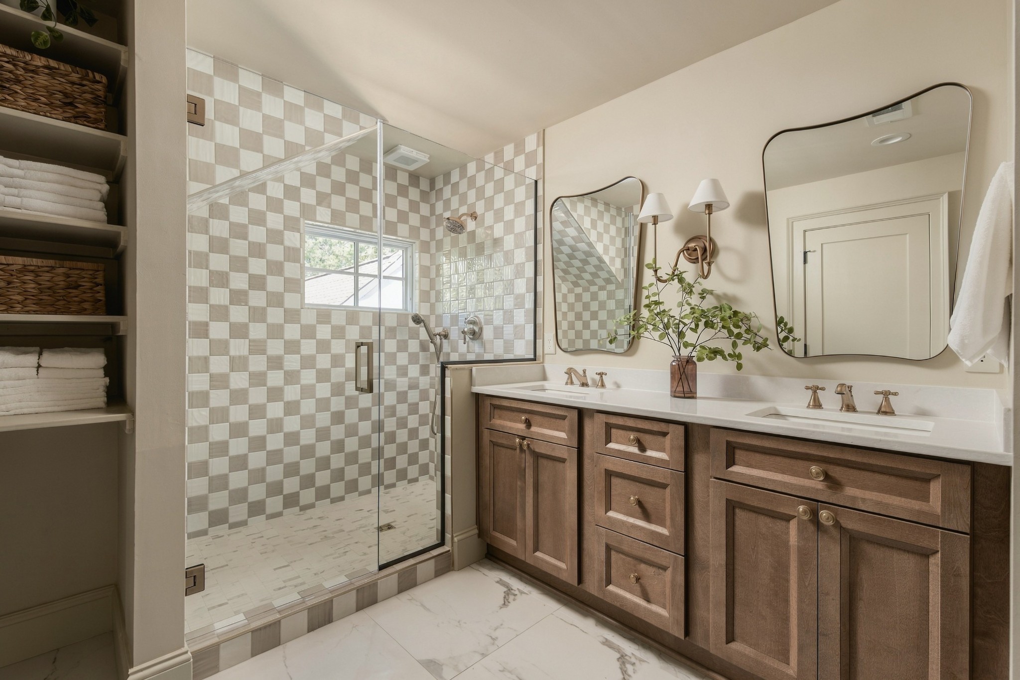 225 Mockingbird Rd