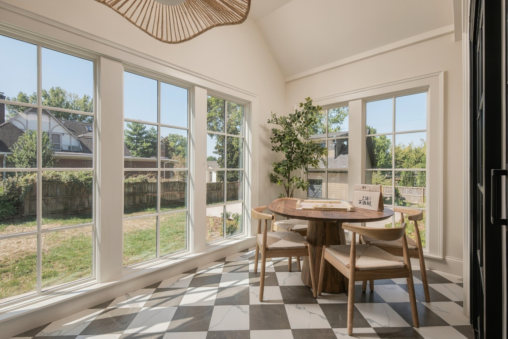 225 Mockingbird Rd